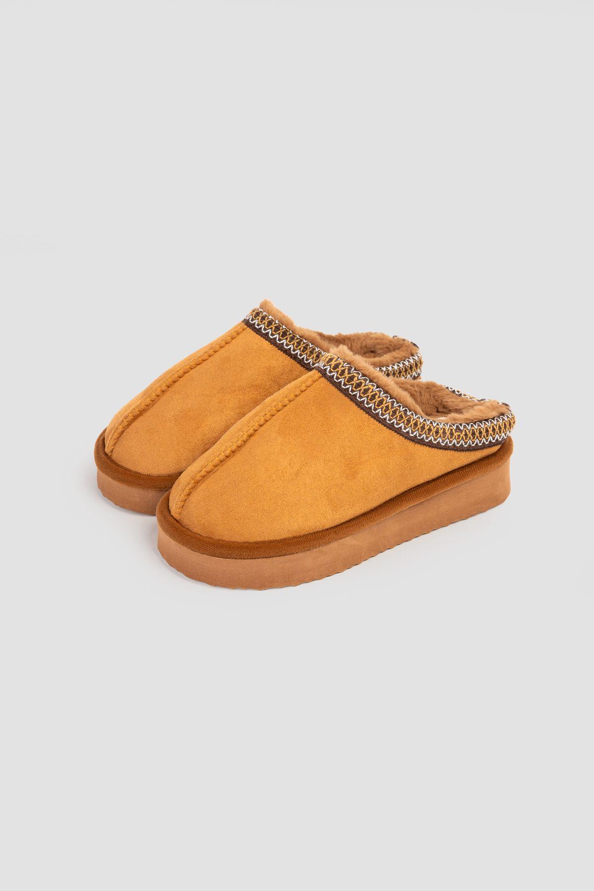 Pantufla Mujer Khaki Ayana Carbin-1