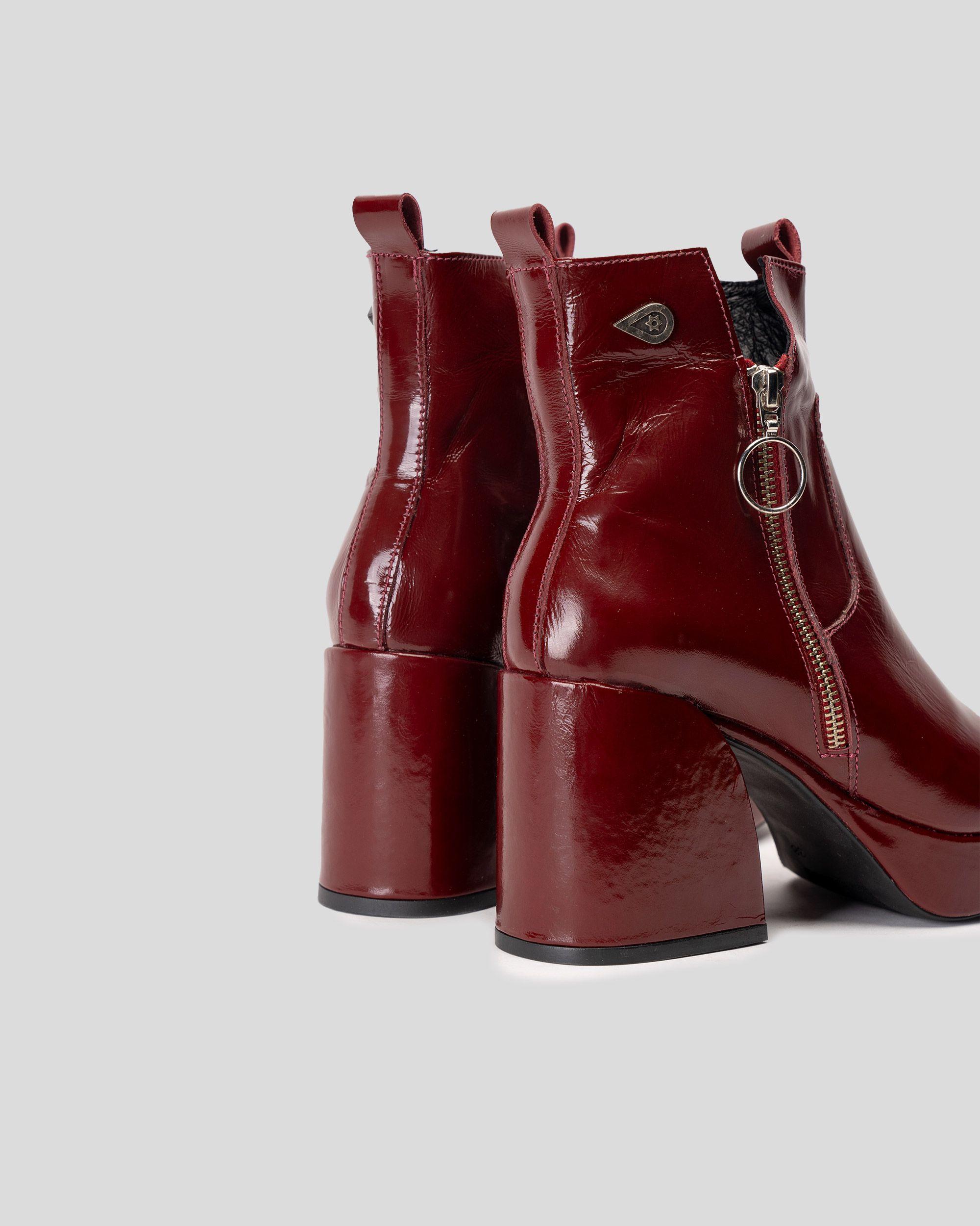 Botín Cuero Aspasia Tinto Landazuri-4