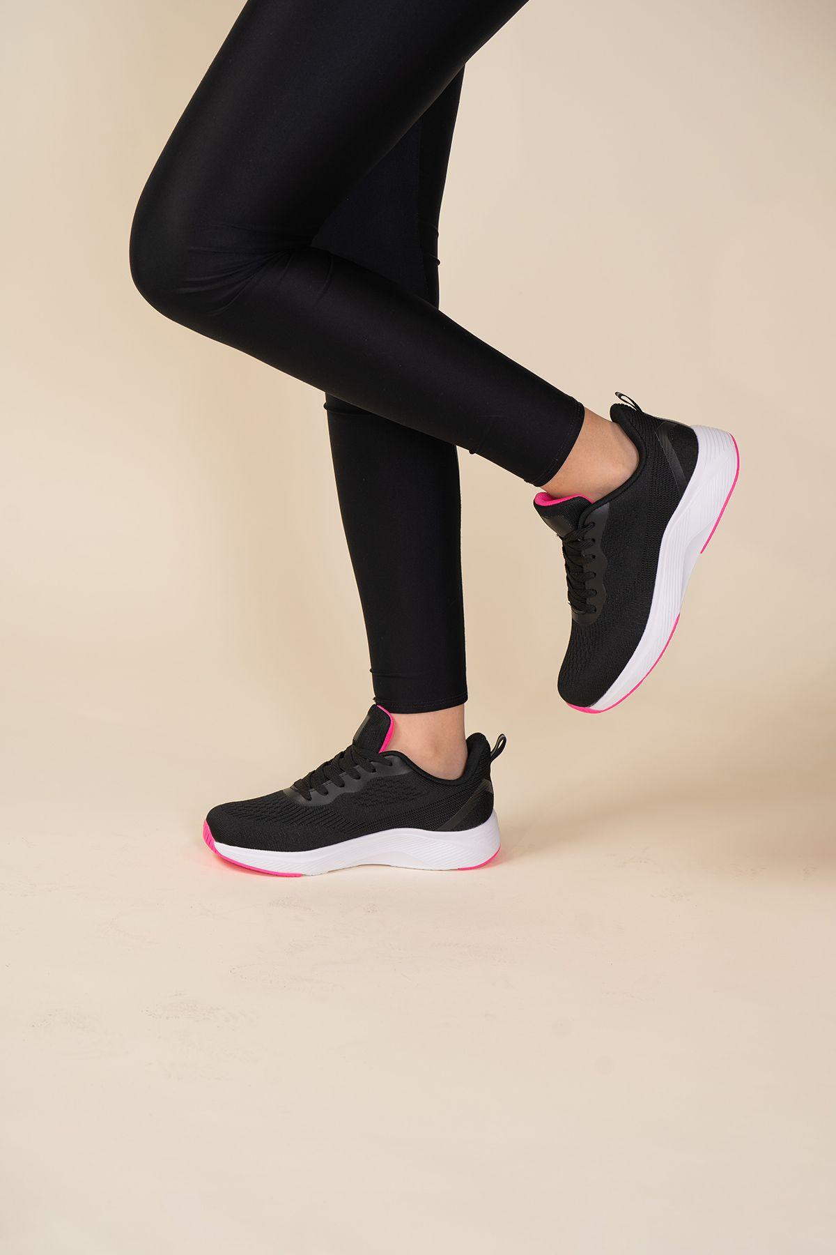 Zapatilla Mujer Negro Melanie Apóstol-1