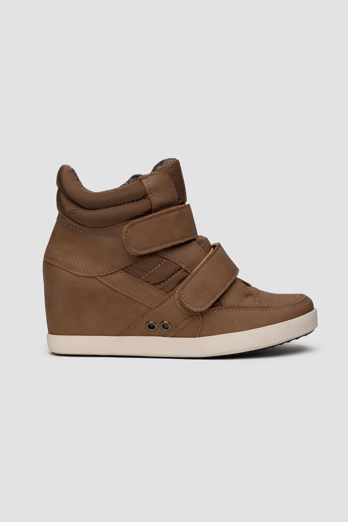 Zapatilla Mujer Beige Marily Carbin-0