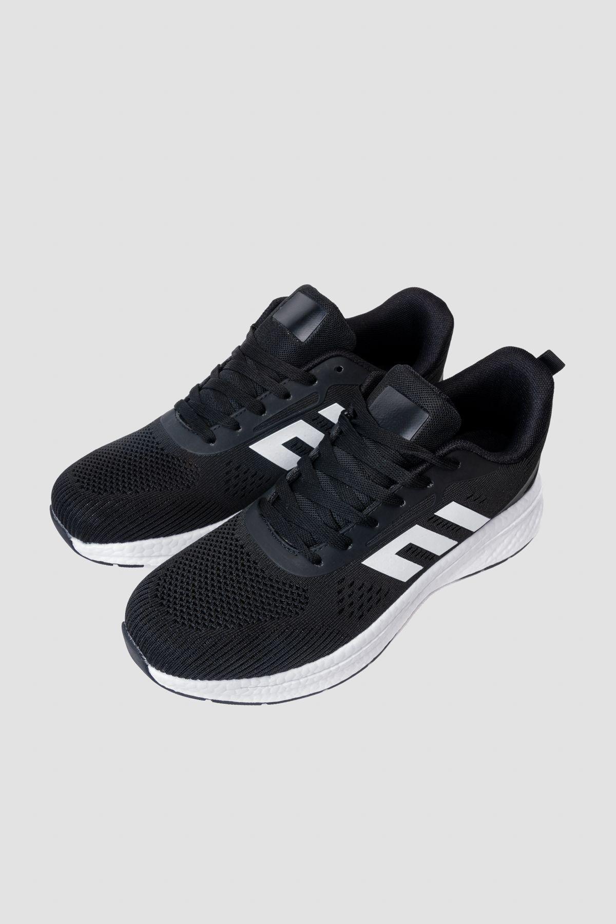 Zapatilla Hombre Negro Blanco Luke Apóstol-3