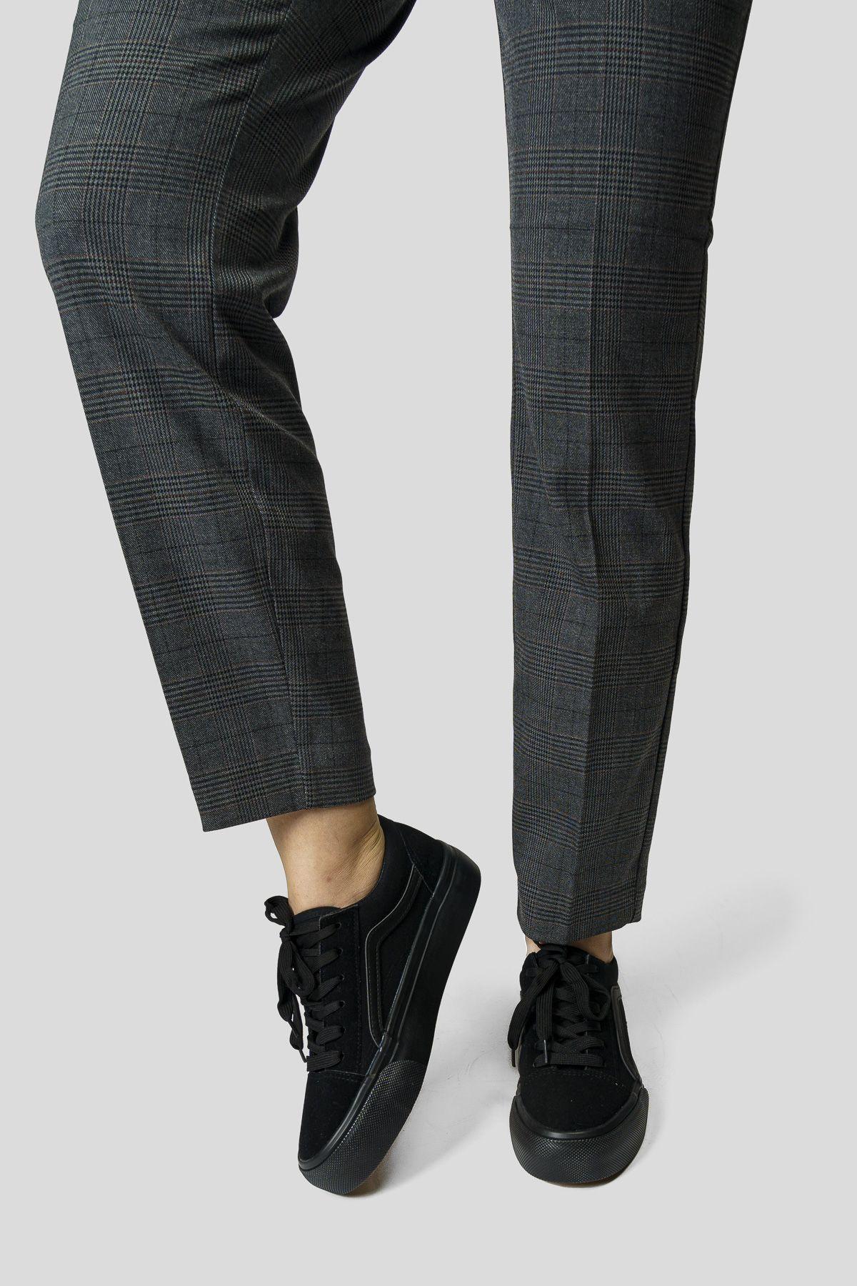 Zapatilla Mujer Negro Bridie Chinitown-1