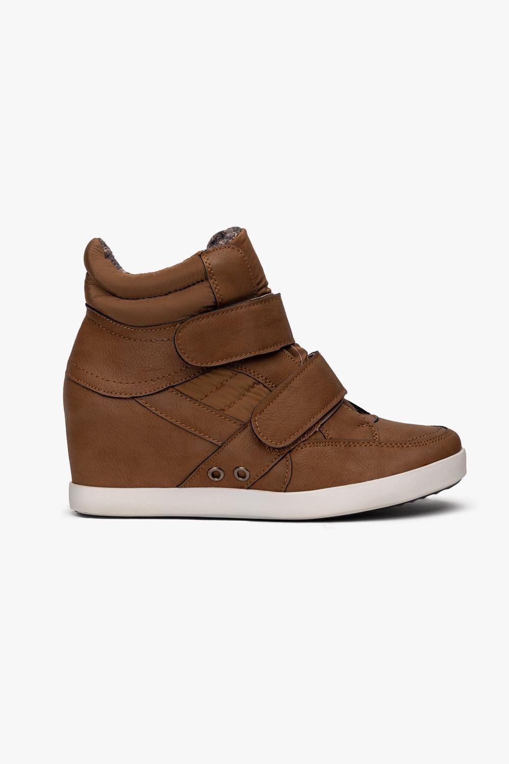 Zapatilla Mujer Camel Marily Carbin-0