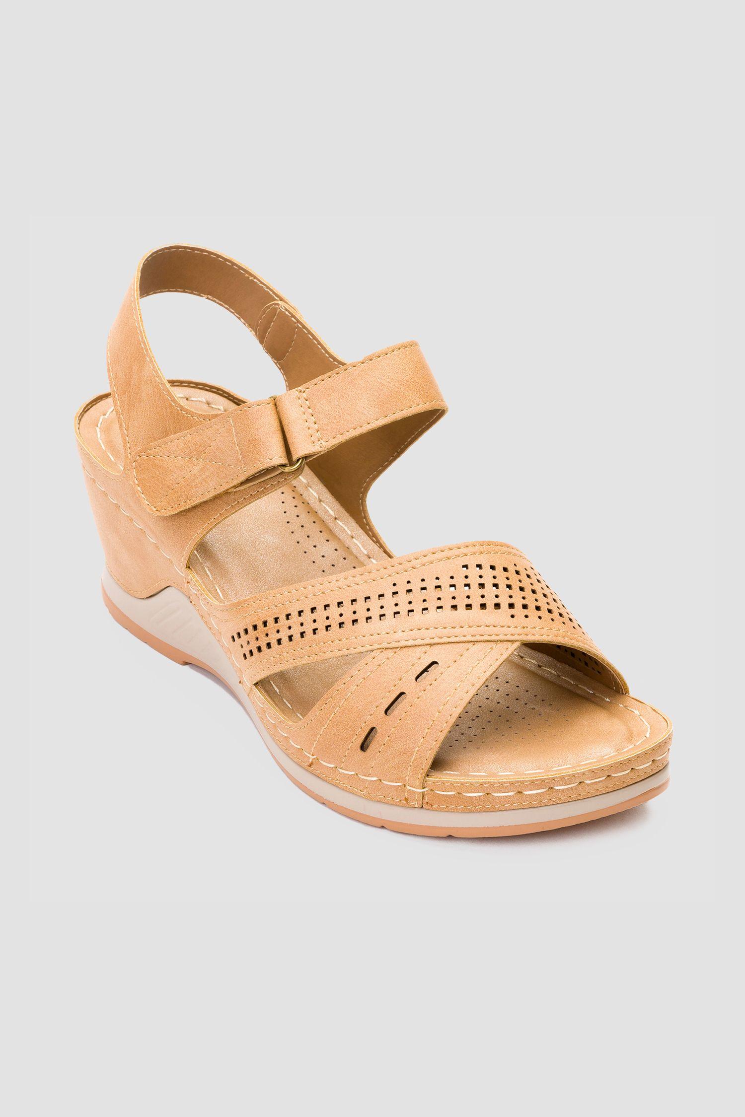 Sandalia Mujer Beige Alexia Chinitown-2