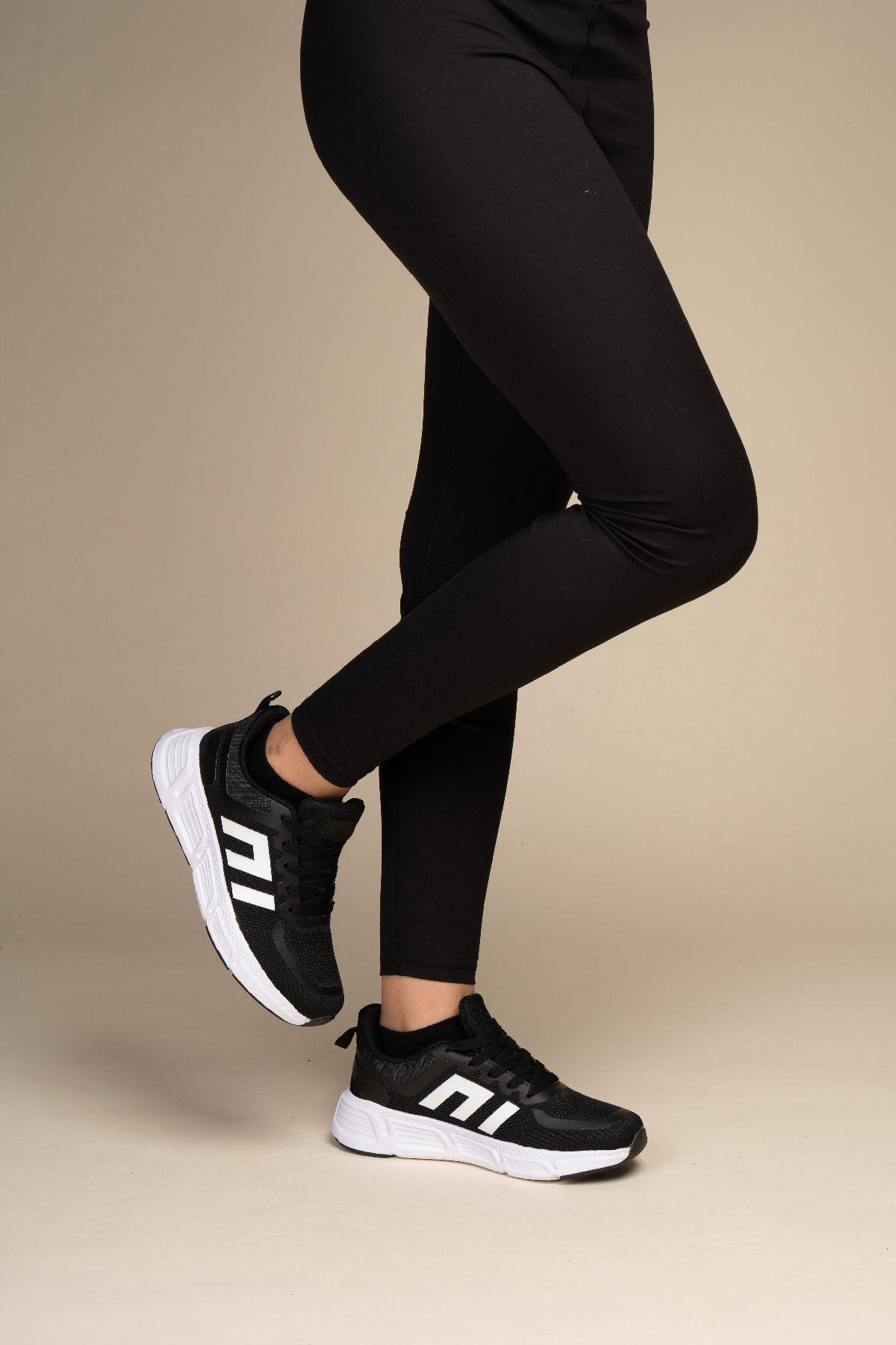 Zapatilla Deportiva Mujer Negro blanco Blake Chinitown-1