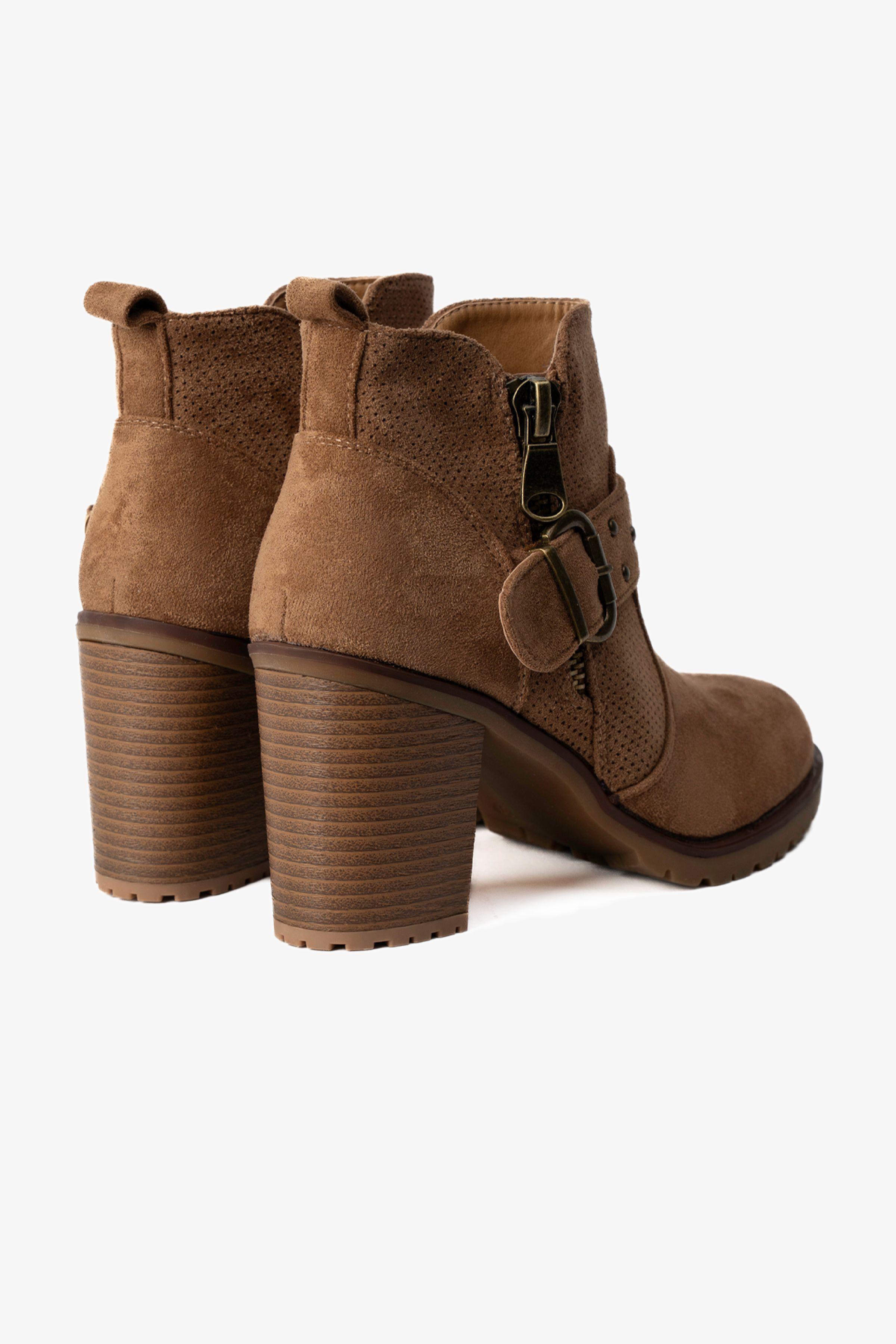 Botín Casual Mujer Camel Alessa Chinitown-1
