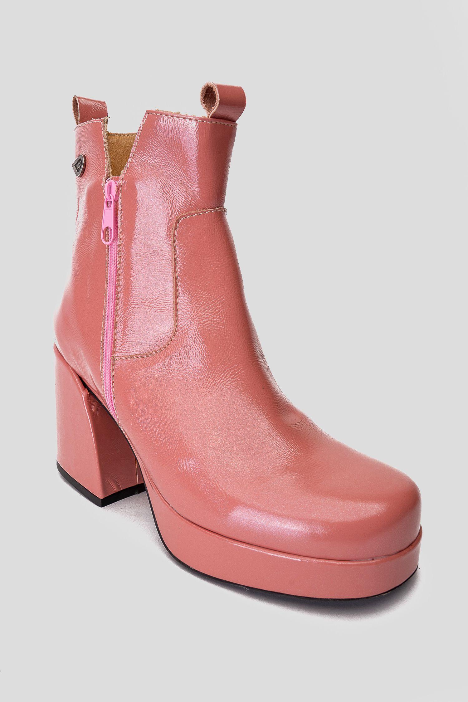 Botín Cuero Aspasia Rosada Landazuri-2