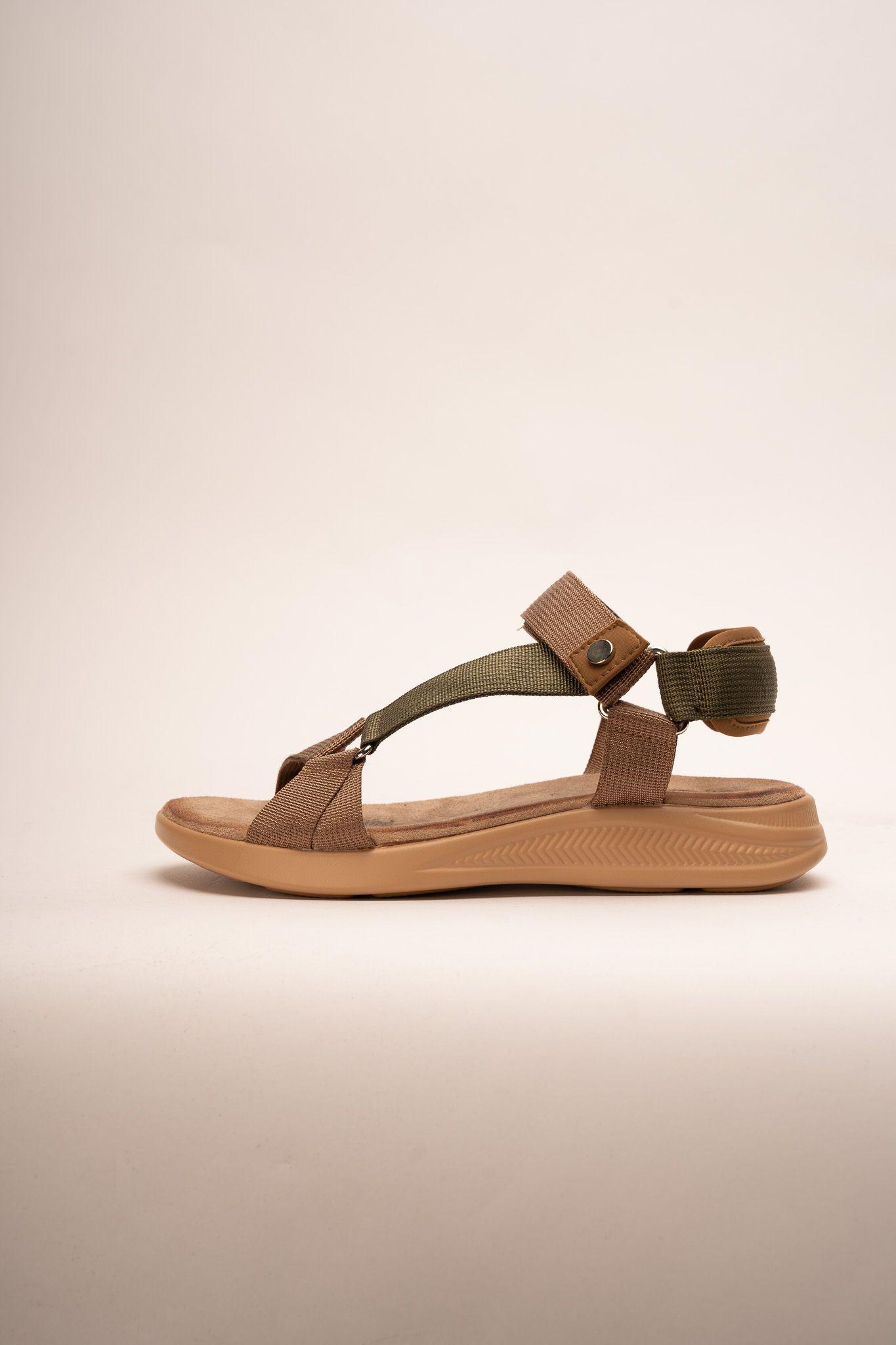 Sandalia Casual Mujer Camel Basma Chinitown-1