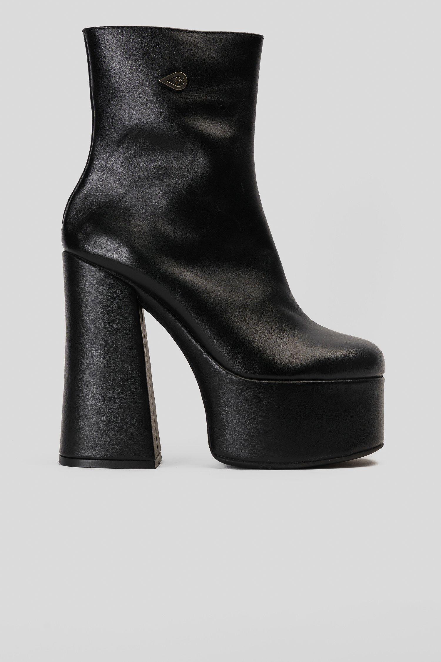 Taco Cuero Mesalina Negro Volt Landazuri-0