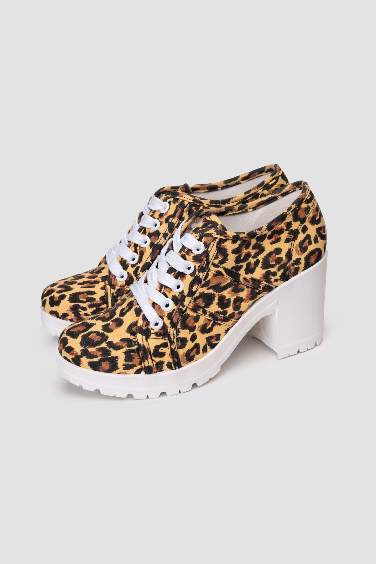 Zapatilla Mujer Camel Nayara Carbin-2