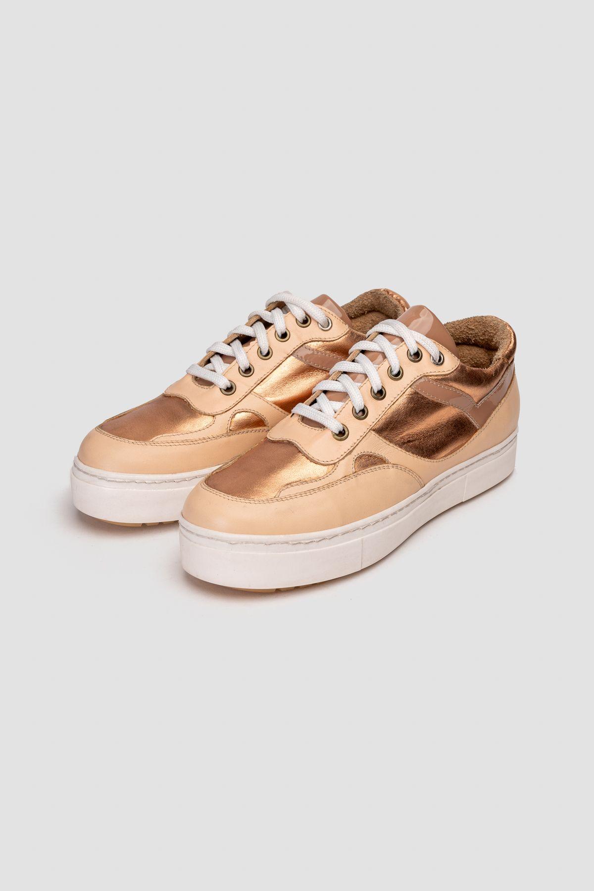 Zapatilla Cuero Caleana Dorado Desgastado Carishma-1