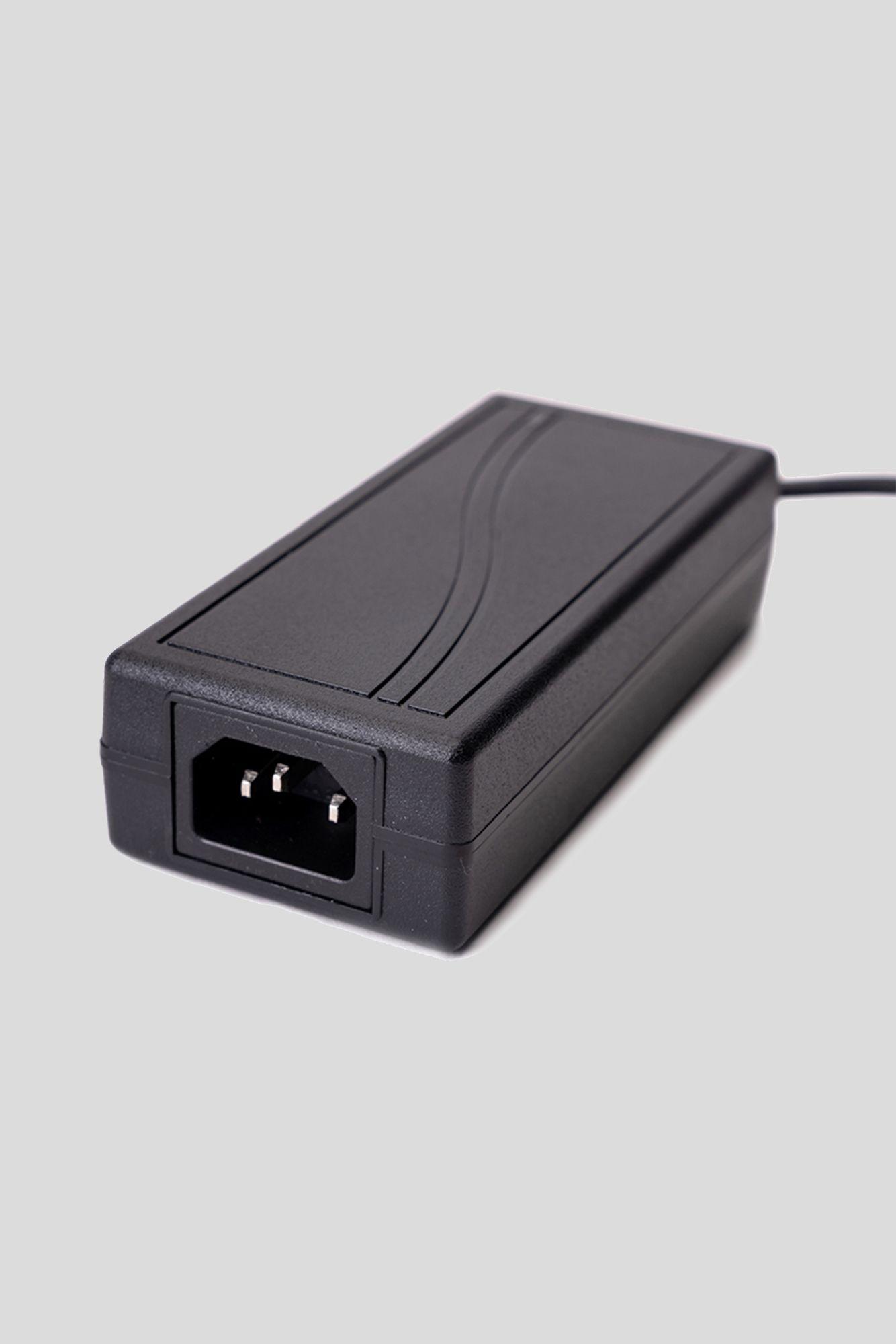 Adaptador de Corriente Negro Chinitown-1
