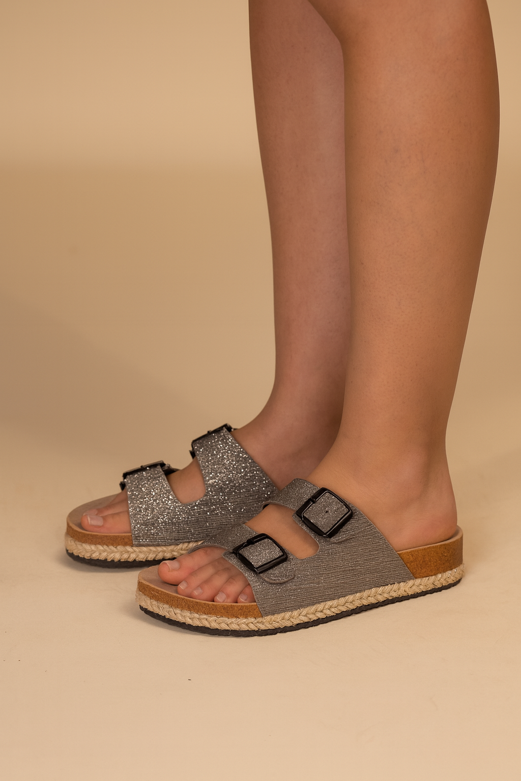 Sandalia Mujer Gris Gurami Chancleta-1