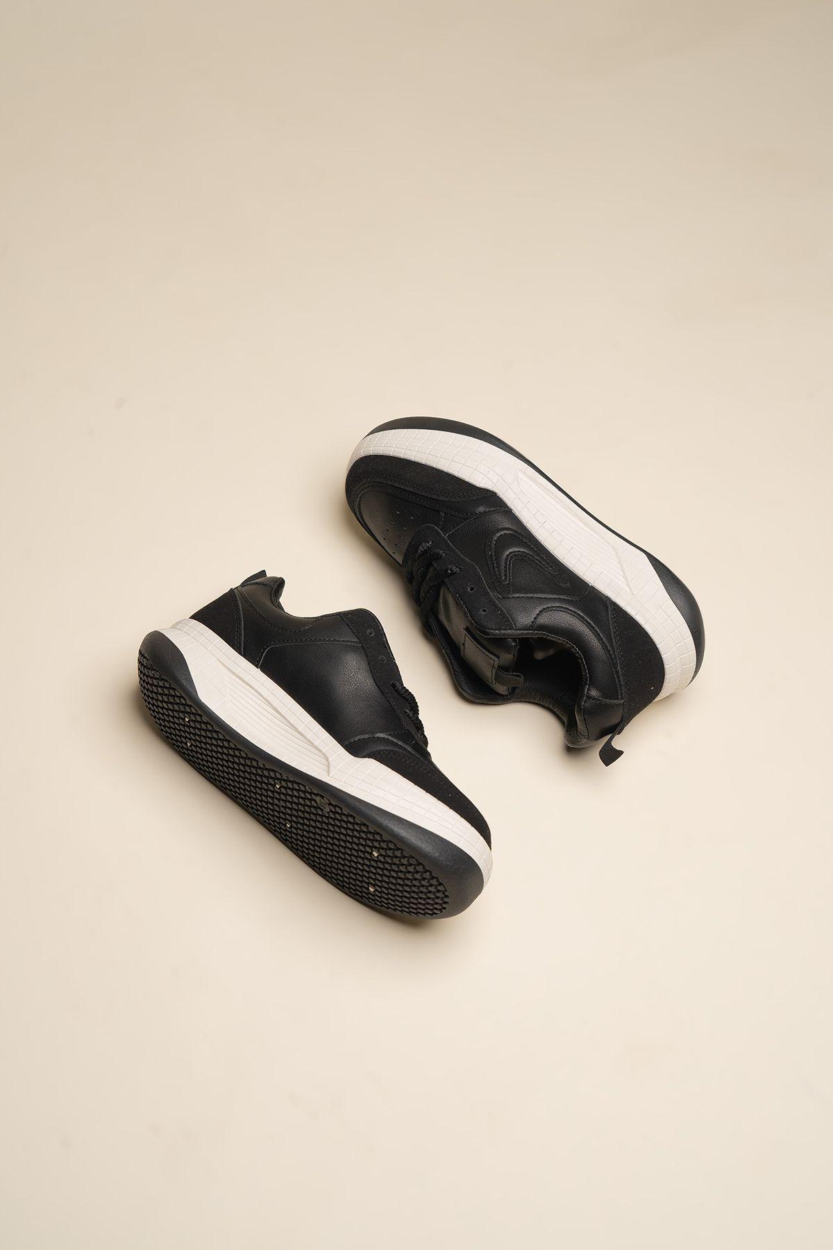 Zapatilla Urbana Mujer Negro Ragnhild Chinitown-5