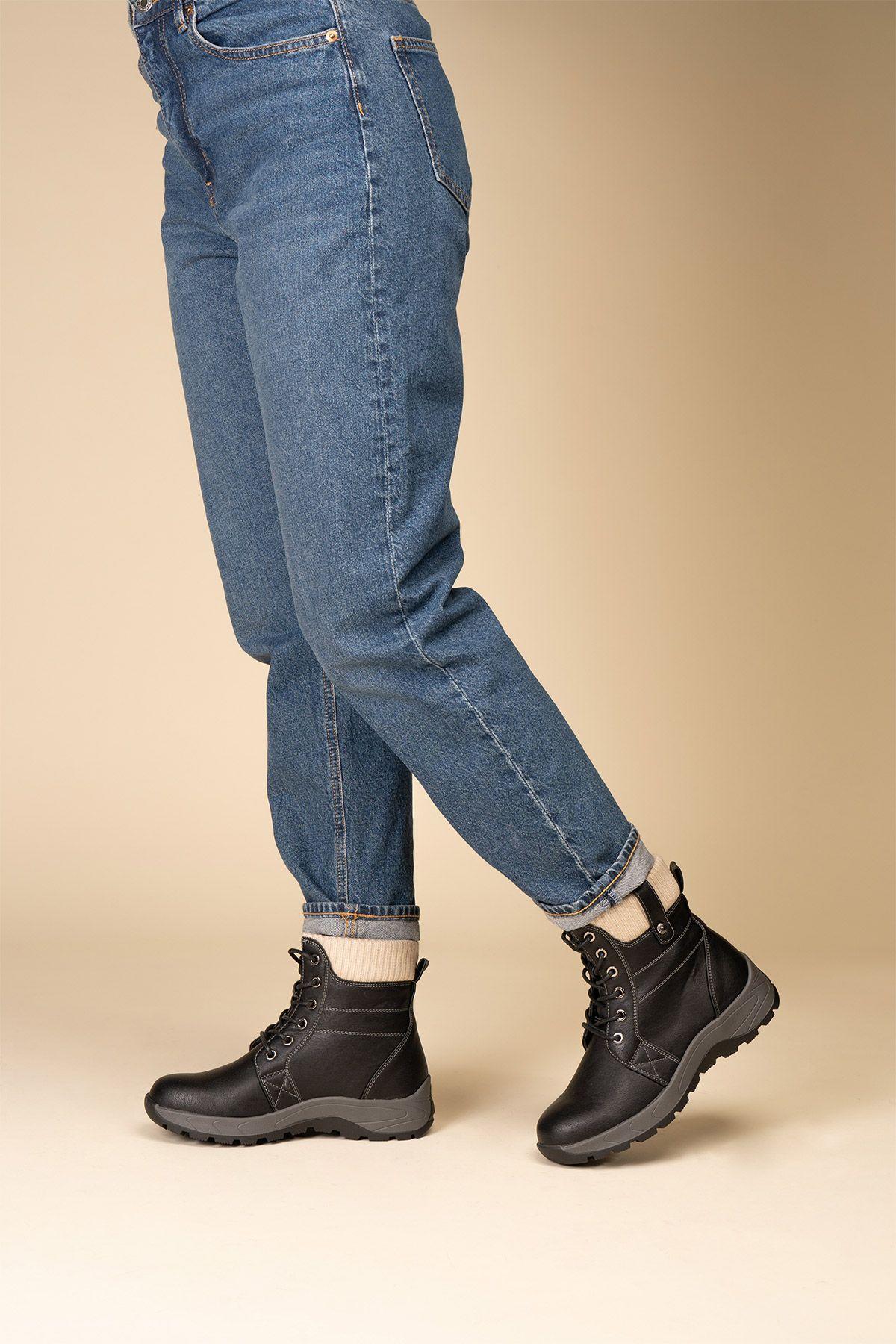 Botín Casual Mujer Negro Dacey Chinitown-1