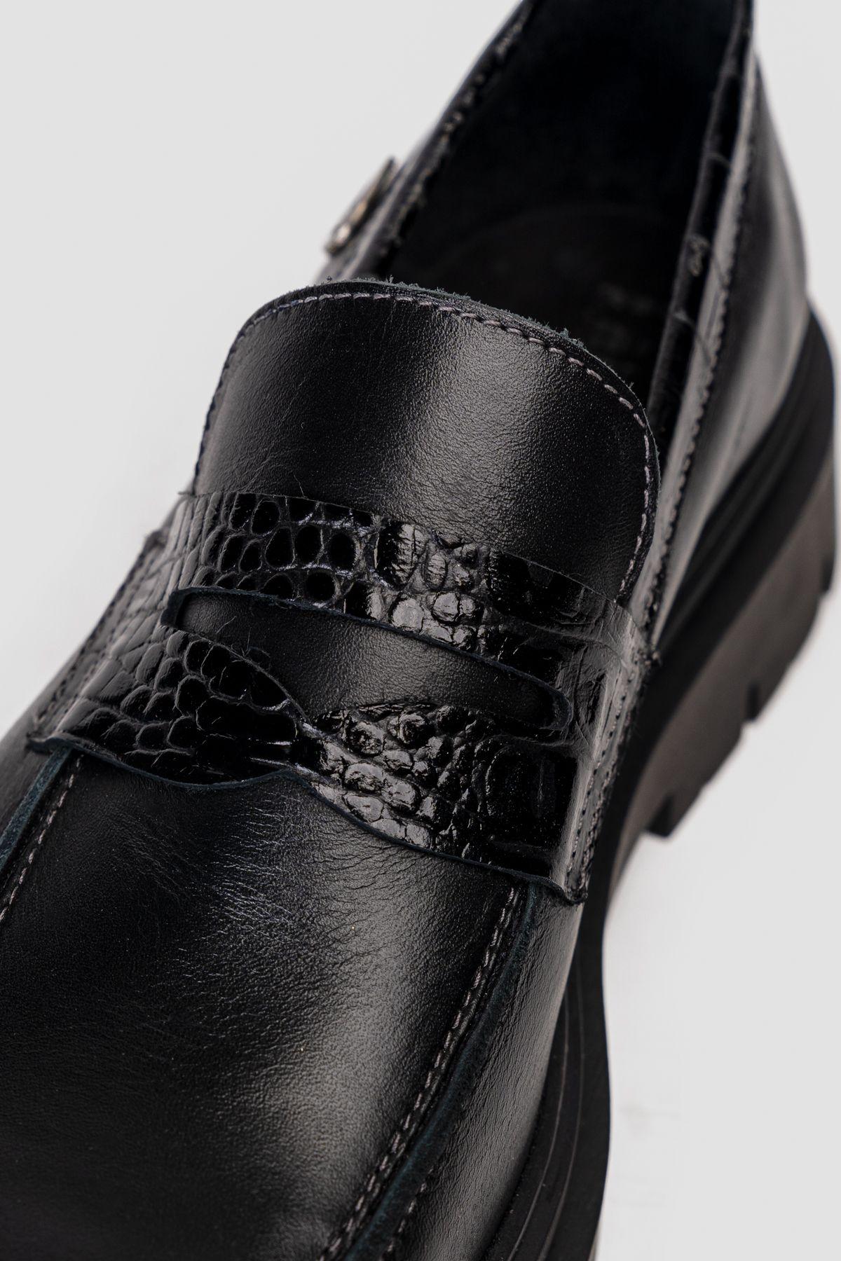 Mocasín Cuero Marmara Negro Landazuri-3