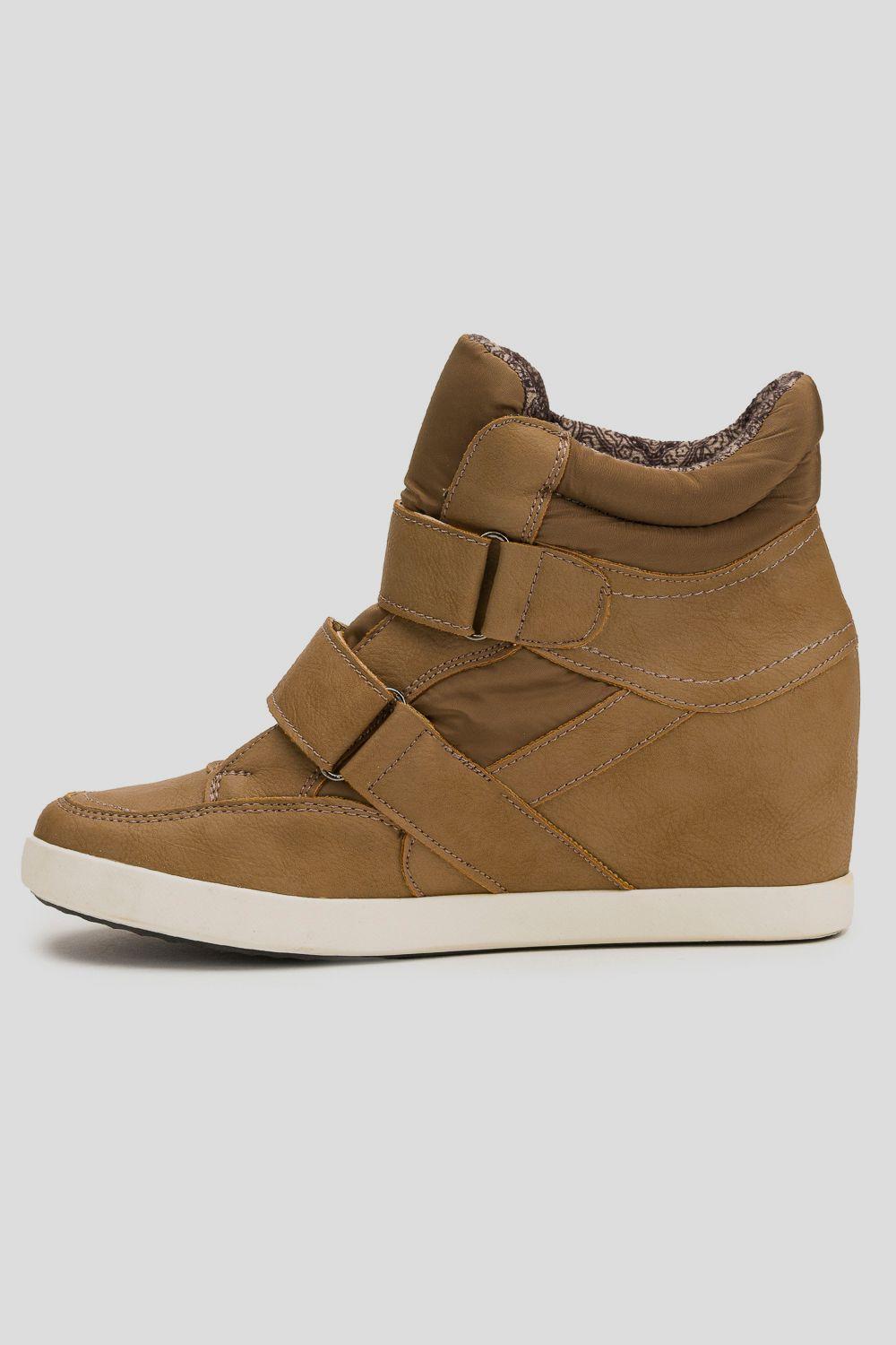 Zapatilla Mujer Beige Leia Carbin-1