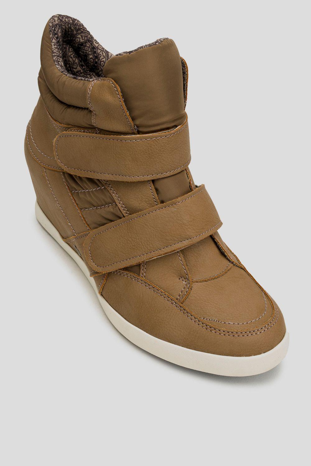 Zapatilla Mujer Beige Leia Carbin-2