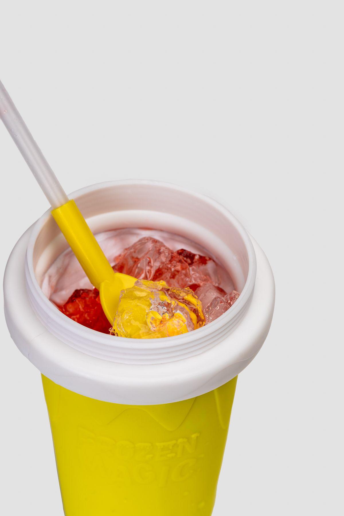 Vaso Magico Para Granizado Con Bombilla Amarillo Chinitown-1