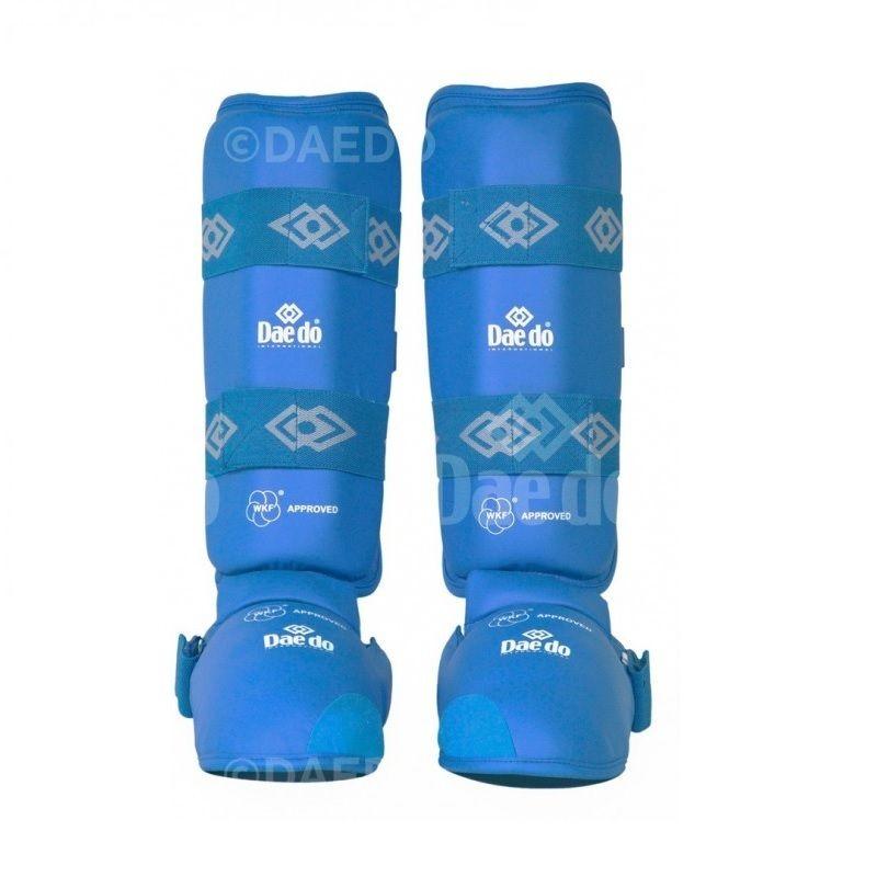 CANILLERA CON EMPEINERA KARATE DAEDO WKF AZUL-0
