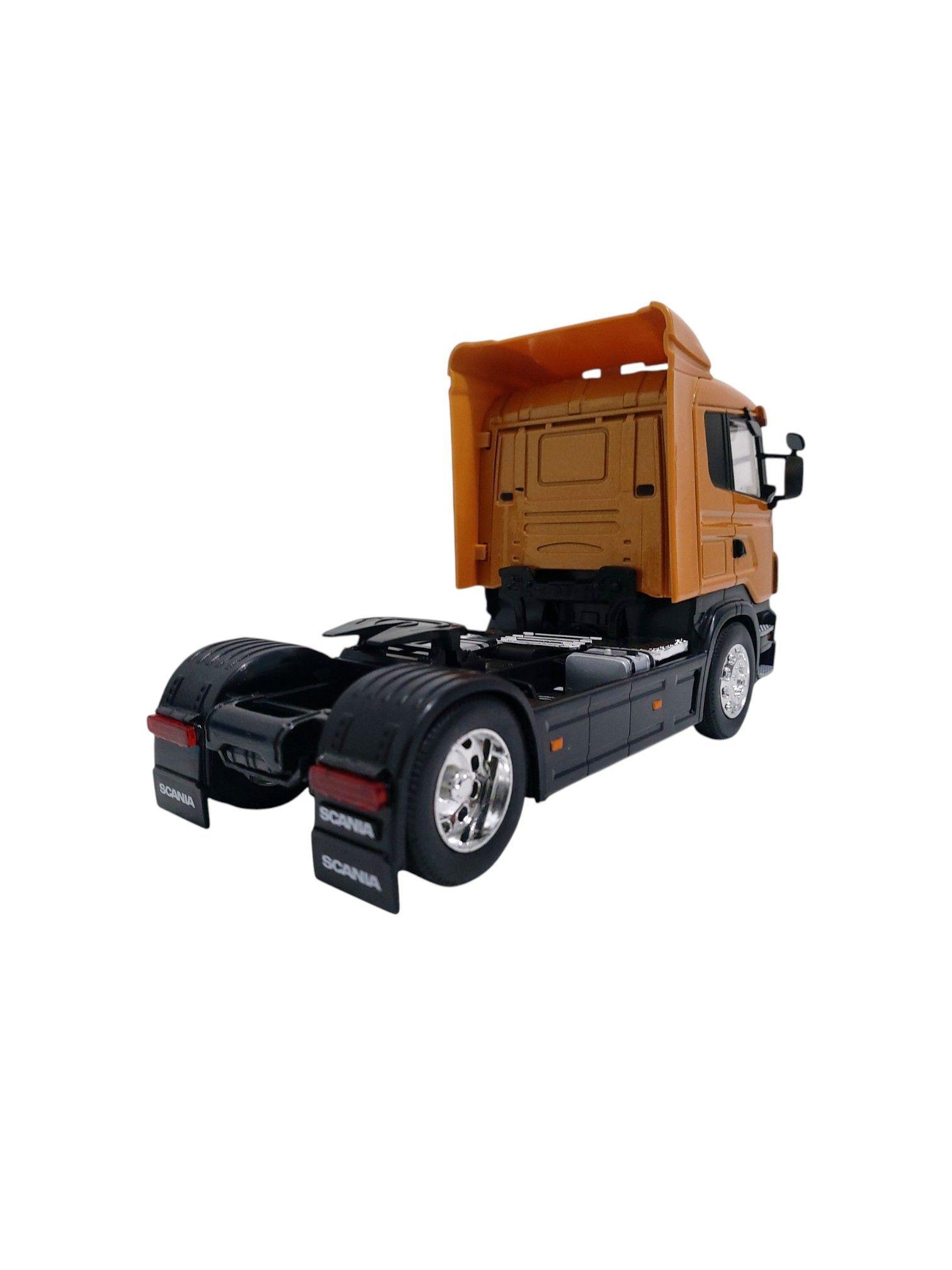 Camion Scania R470 a escala 1 32 Naranjo-5