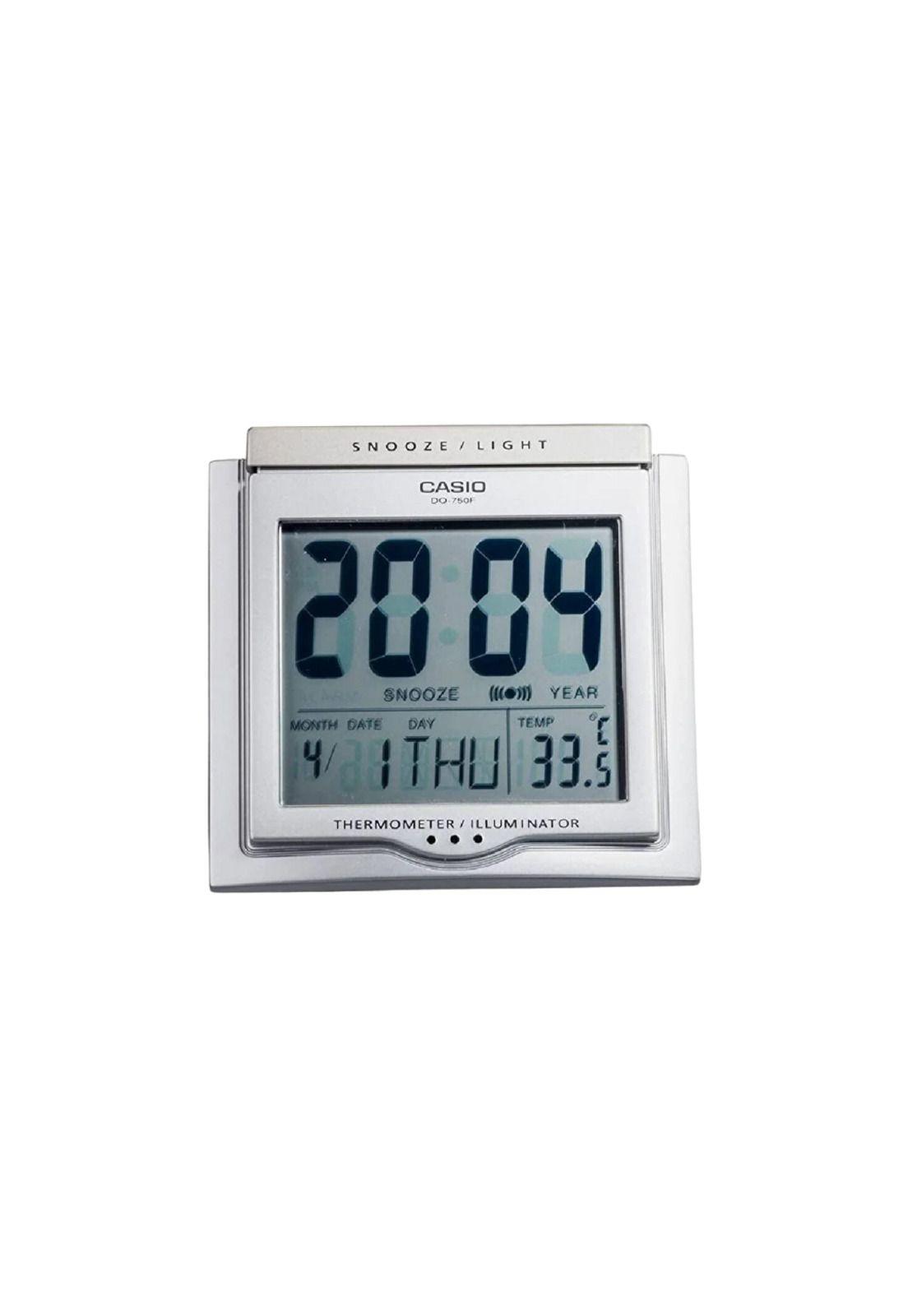 Reloj Despertador Casio Plateado DQ-750F-8DF-1