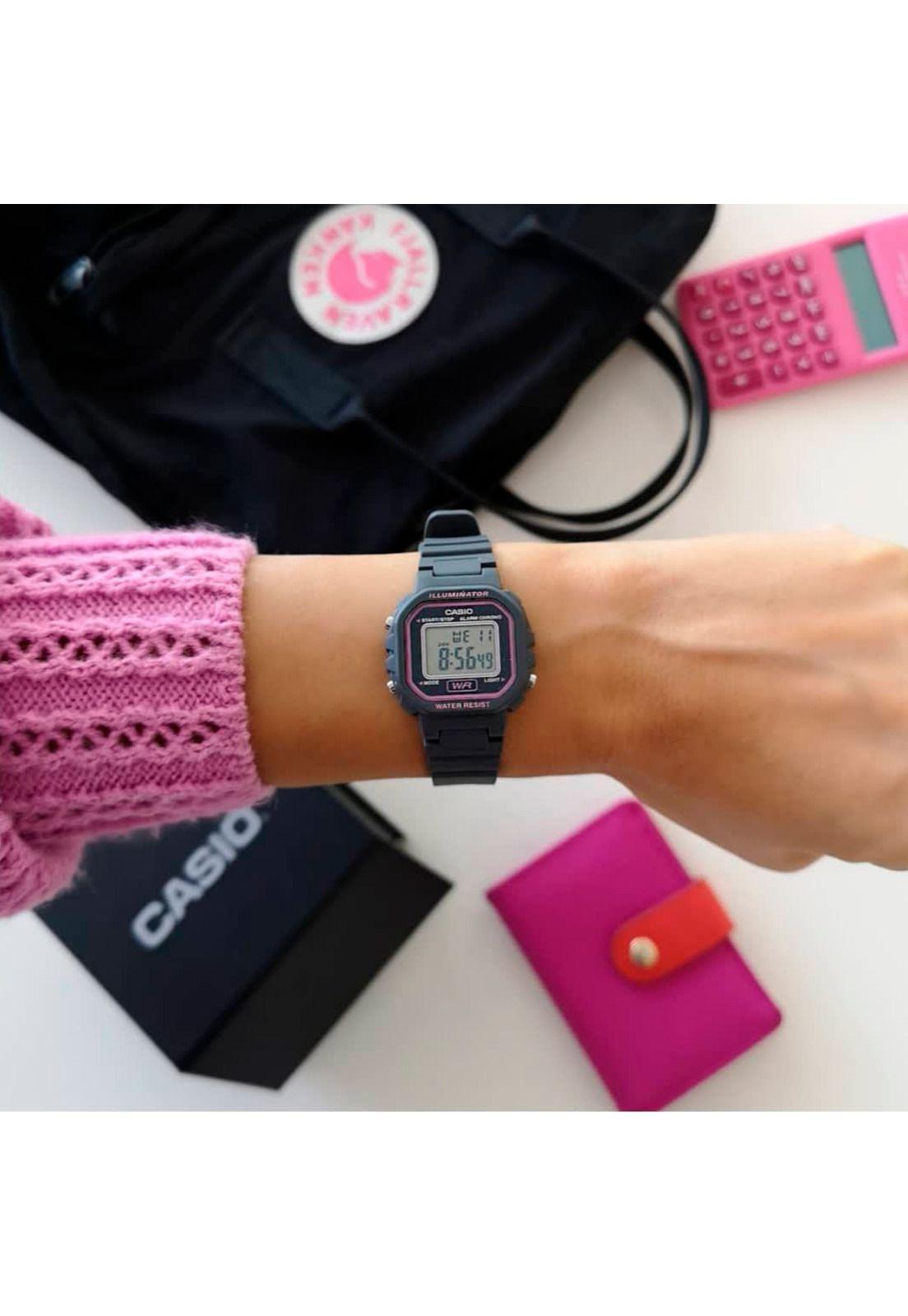 Reloj Casio Digital Dama LA-20WH-8A-1