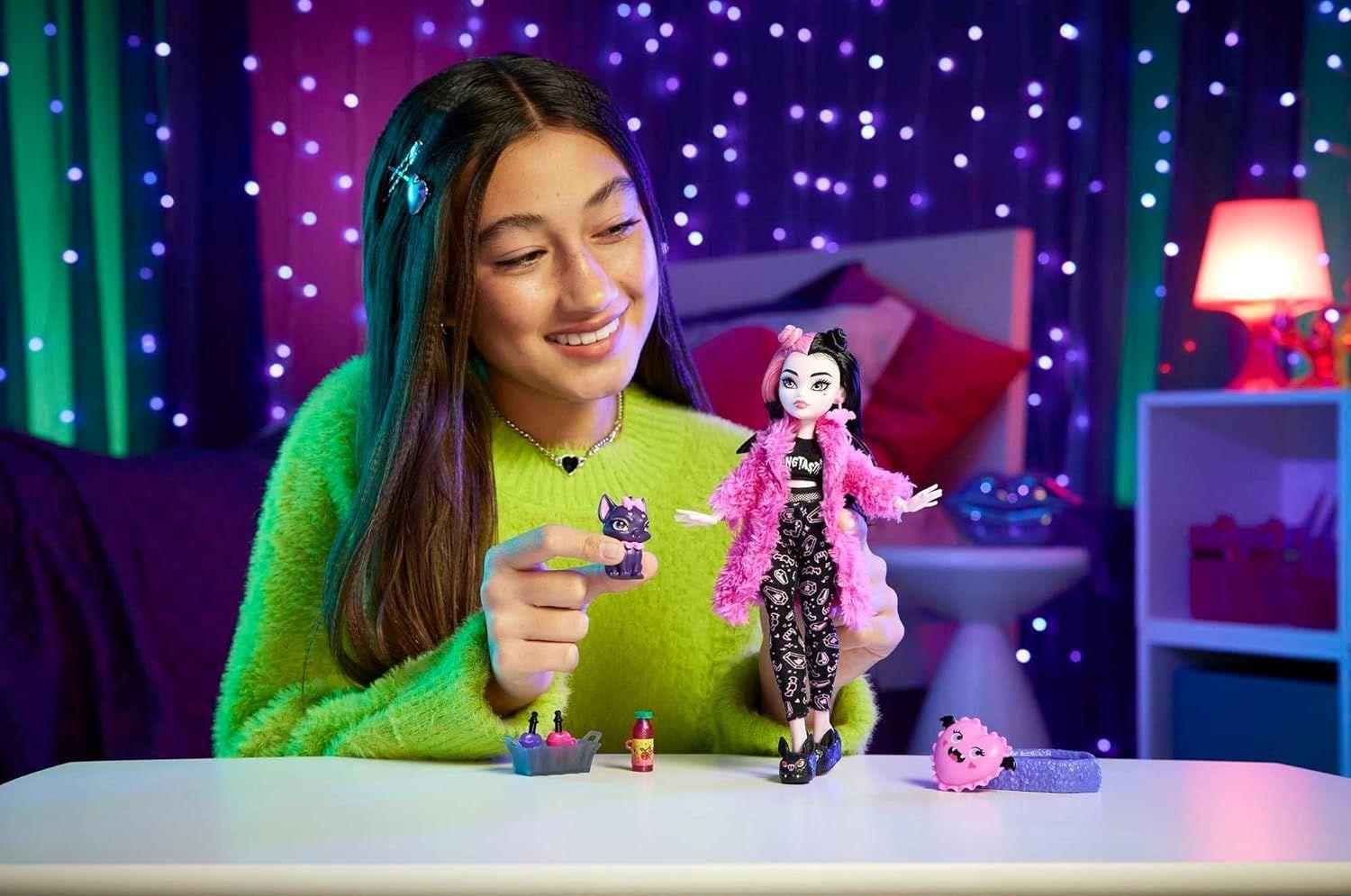 Monster High - Creepover Party - Draculaura Pijama-2