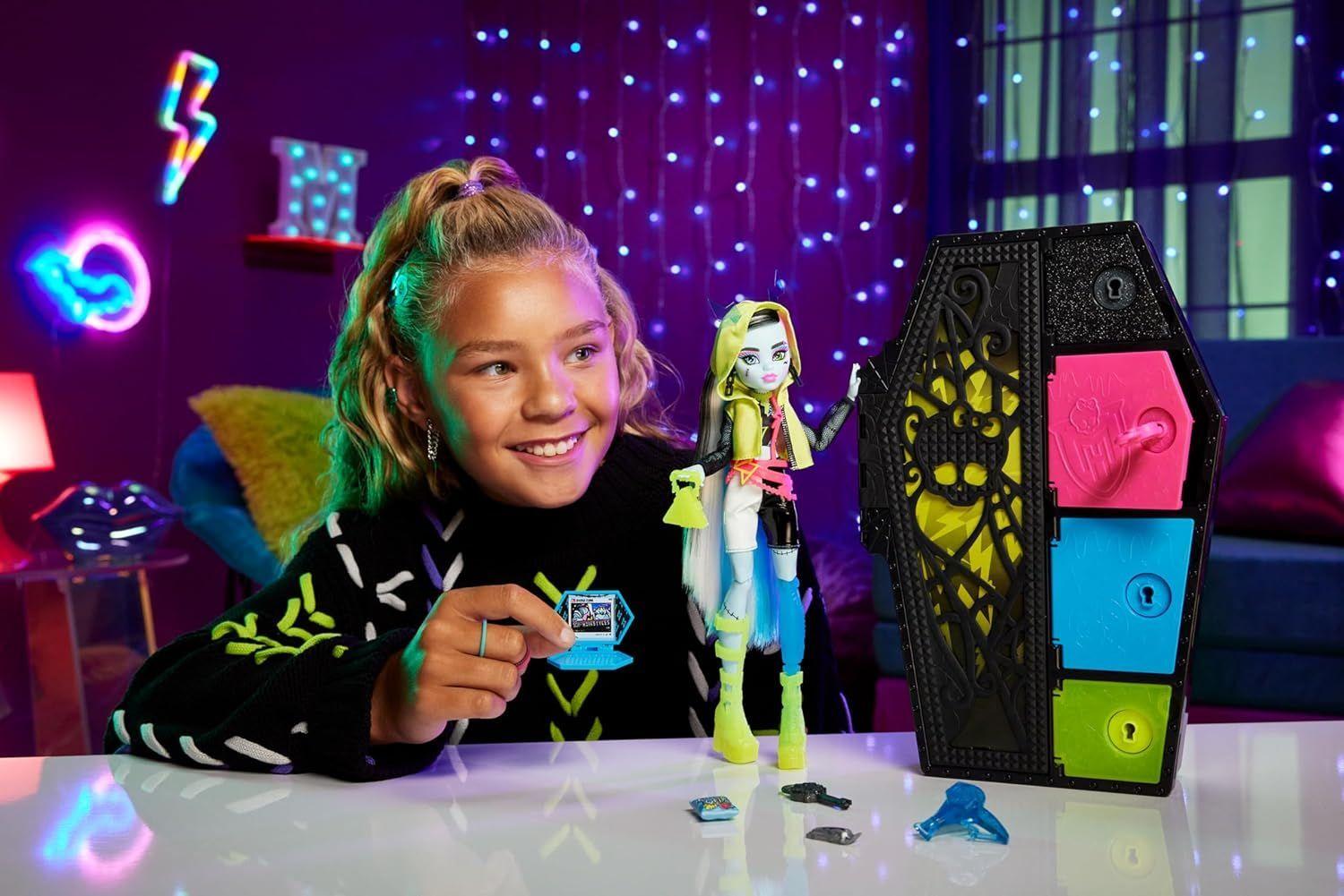 Muñeca Monster High Frankie Stein Skulltimate Secrets Neon -2