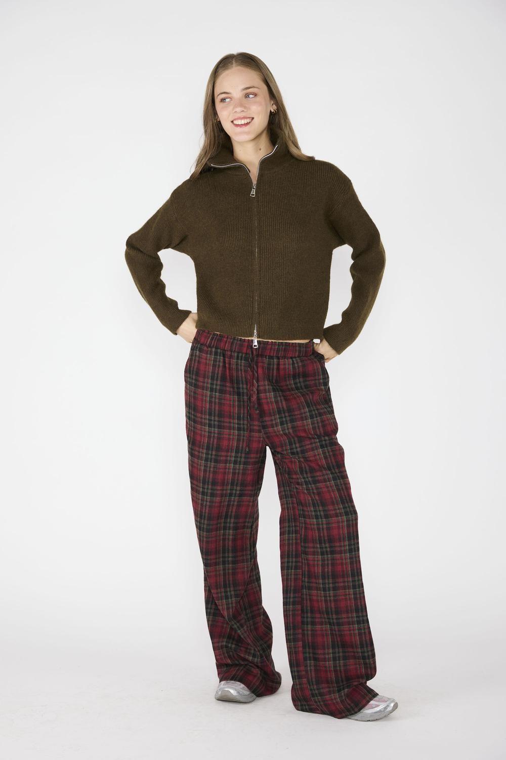 Sweater Blanca Verde Militar-1