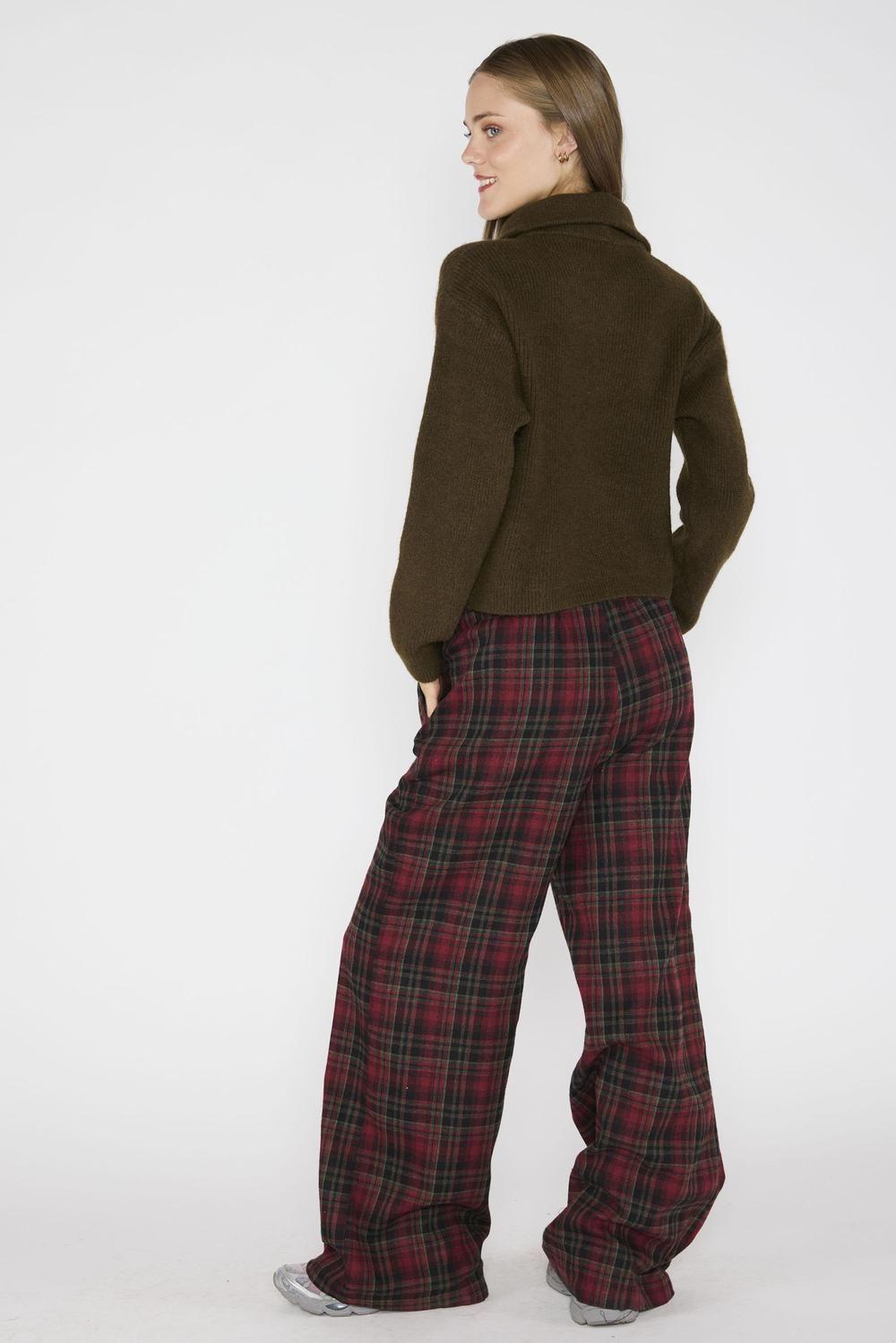 Sweater Blanca Verde Militar-2