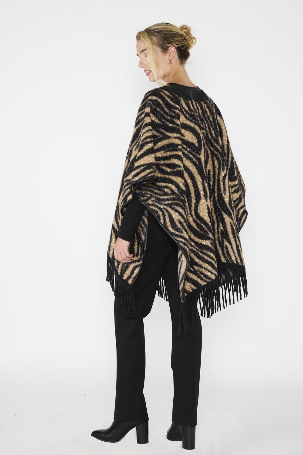 Ruana Jazmin Negro-2