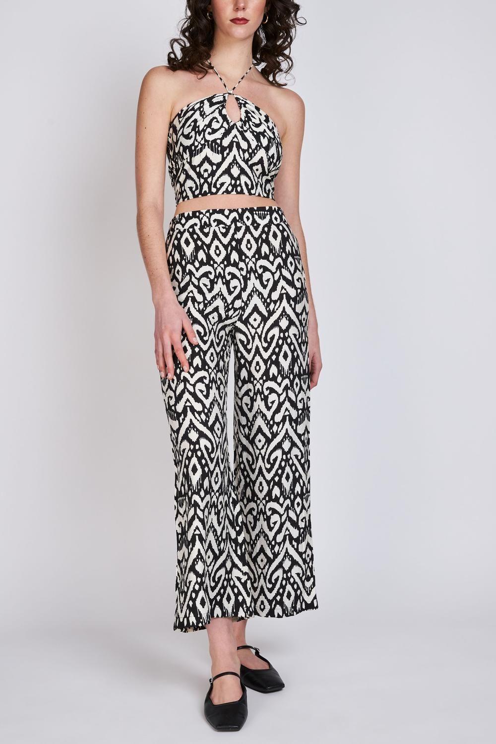 Top Al Cuello Leticia Negro Eclipse-3