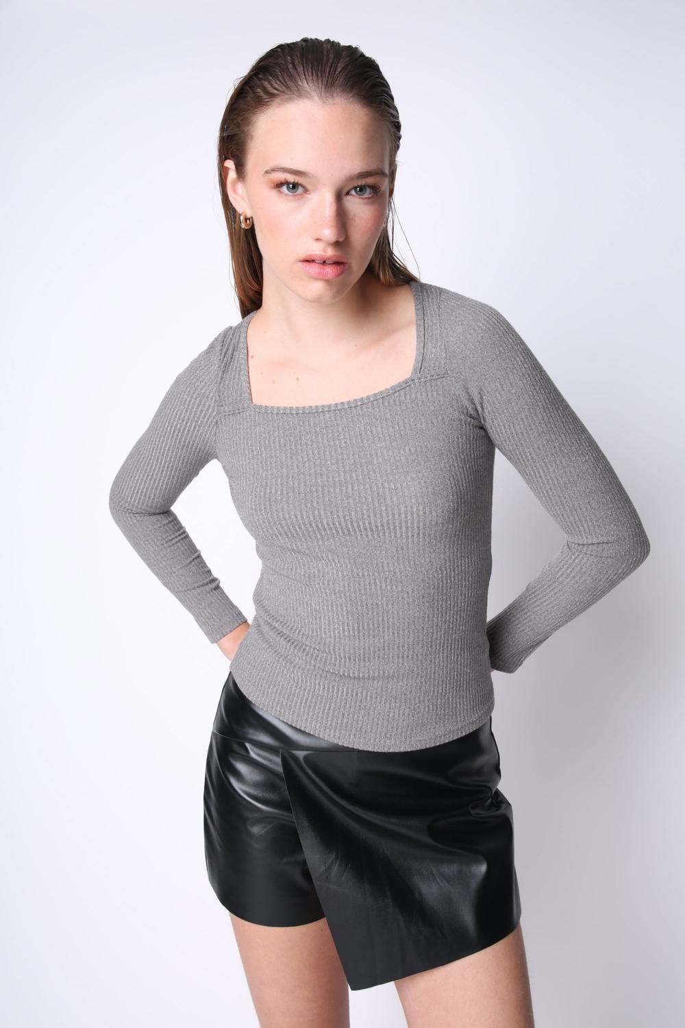 Polera Tejida Emi Gray ATR by Eclipse-0