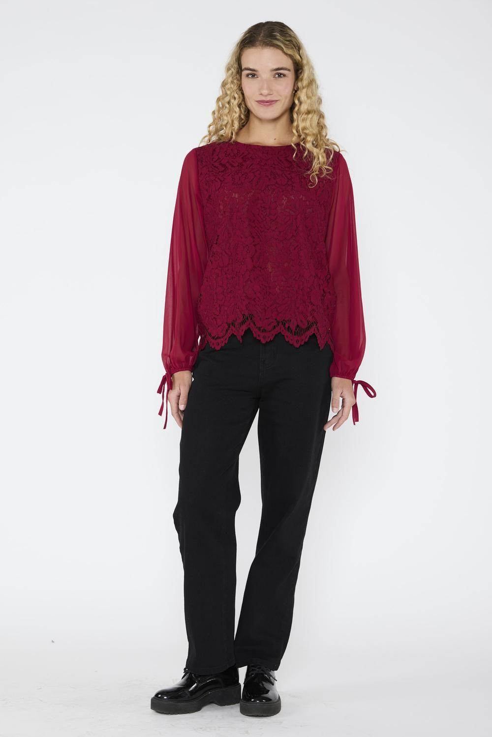 Blusa Romántica Guadalupe Burdeo-3