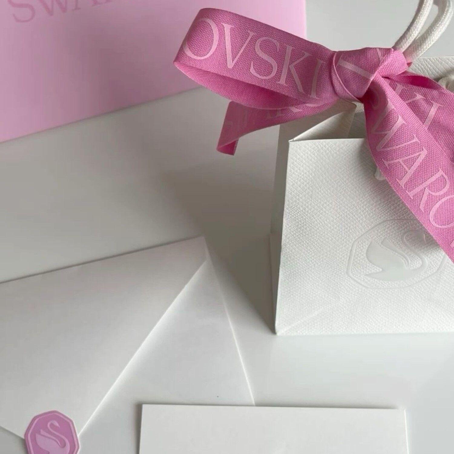 Conjunto Swarovski Lazo Hyperbola Rosado-3