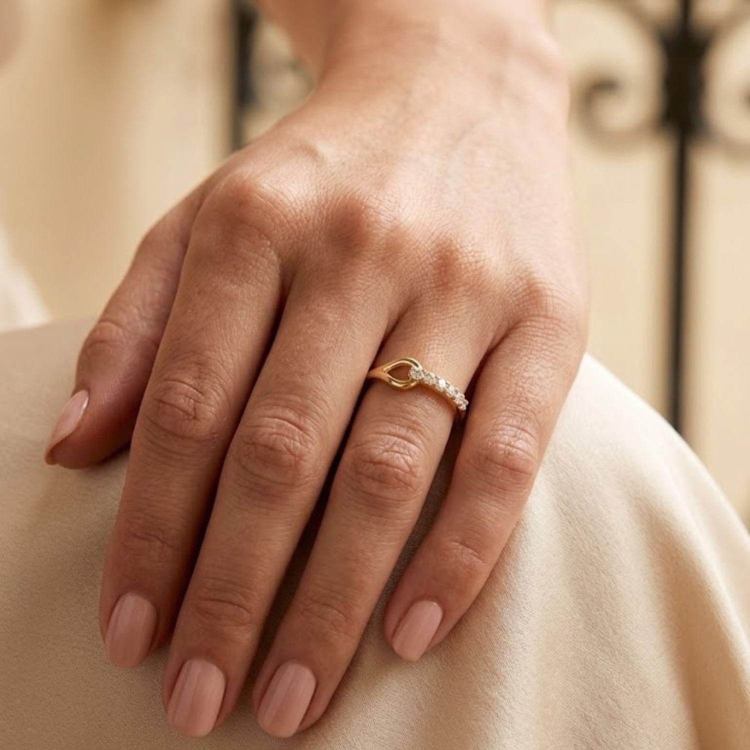 Anillo Oro Miel 18kt Entrelazado Pavé-3