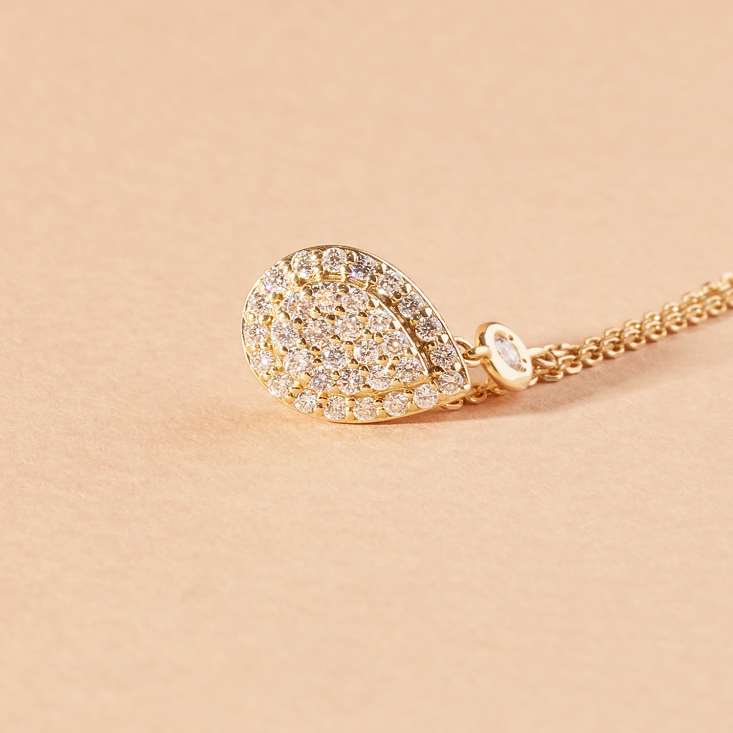 Collar de Oro 18kt con Diamantes 26 Pts Total - By Danielle Costantini-2