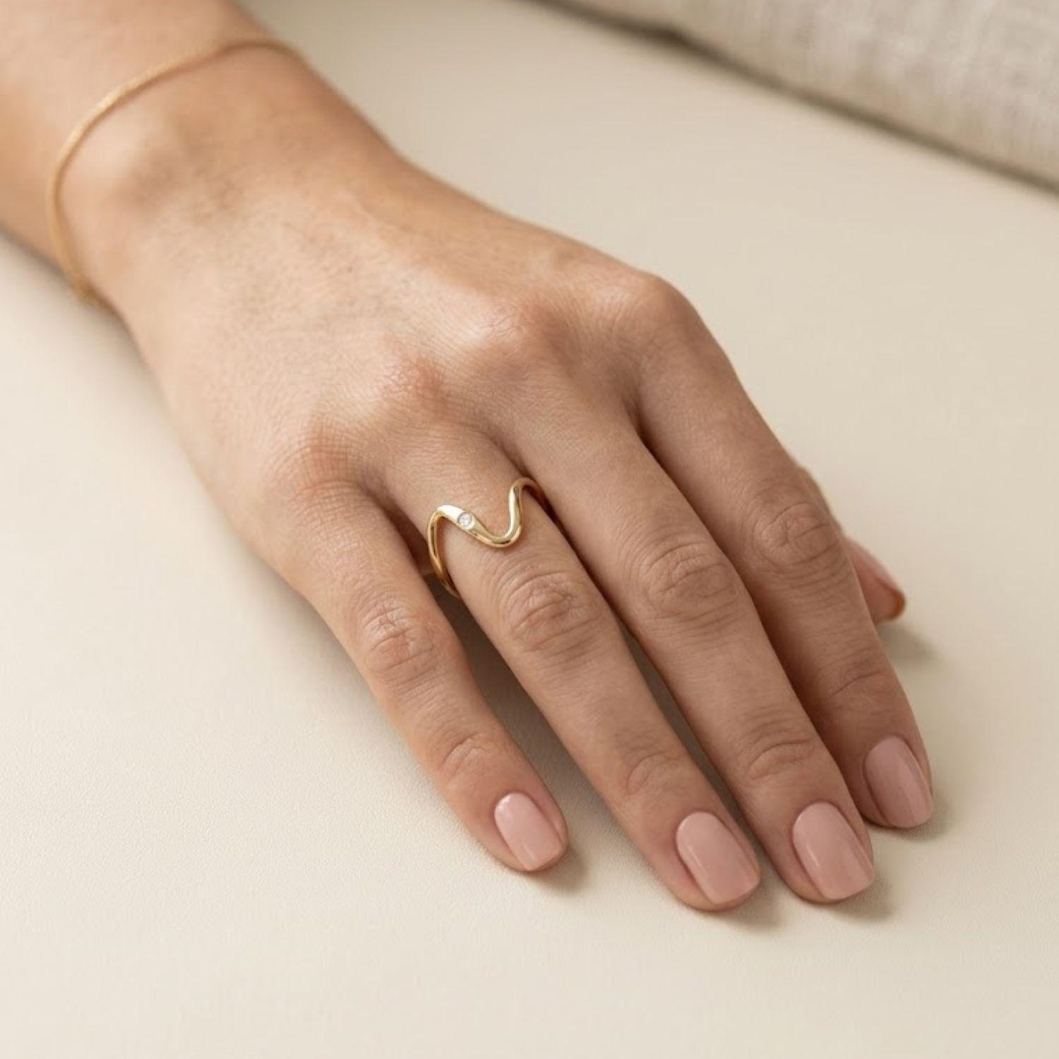 Anillo Oro Miel 18kt Ola Contemporánea-3