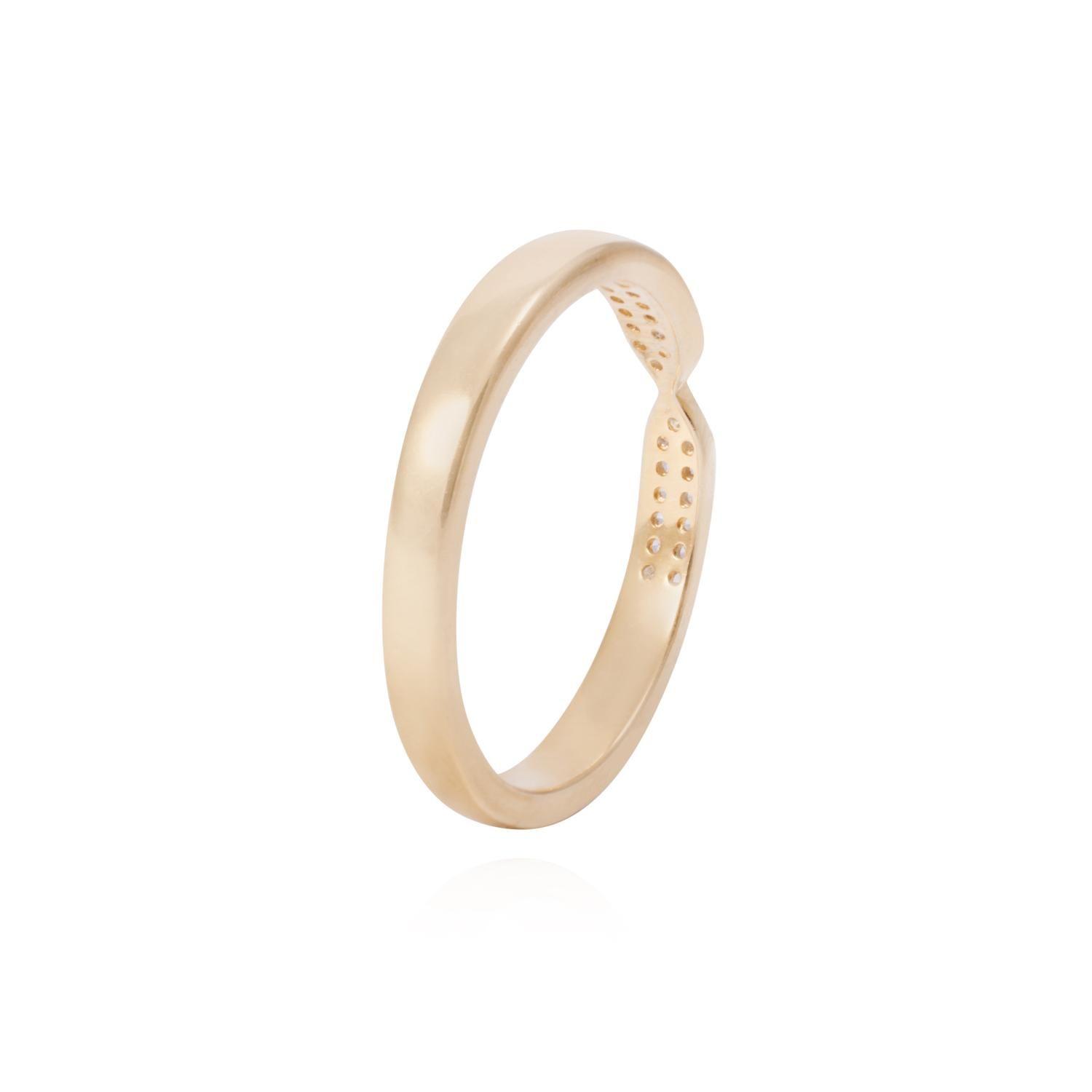 Anillo Revestido en Oro 18kt Diseño Entrelazado y Circonita-2