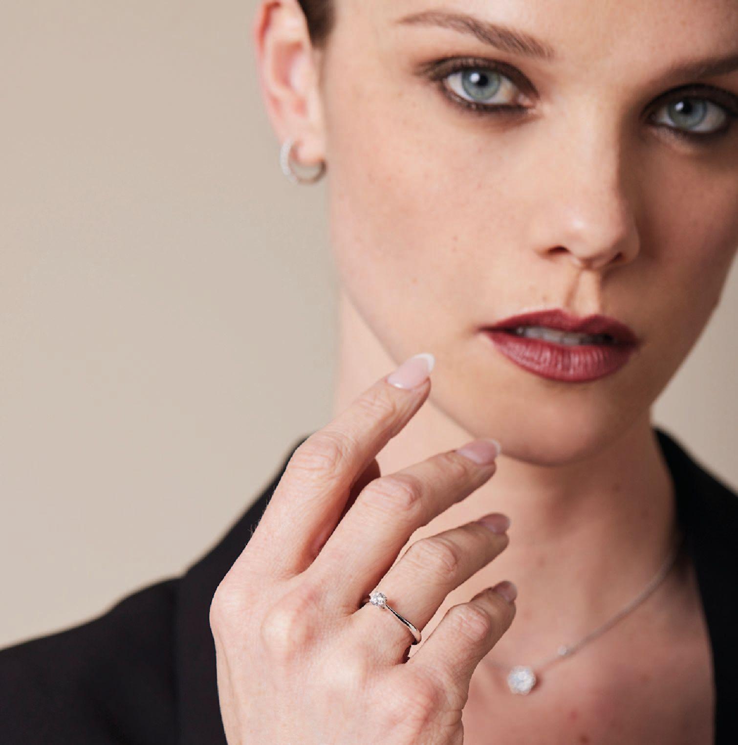 Anillo Oro Amarillo 18kt Diamantes 1X31 Pts | Danielle Costantini-3