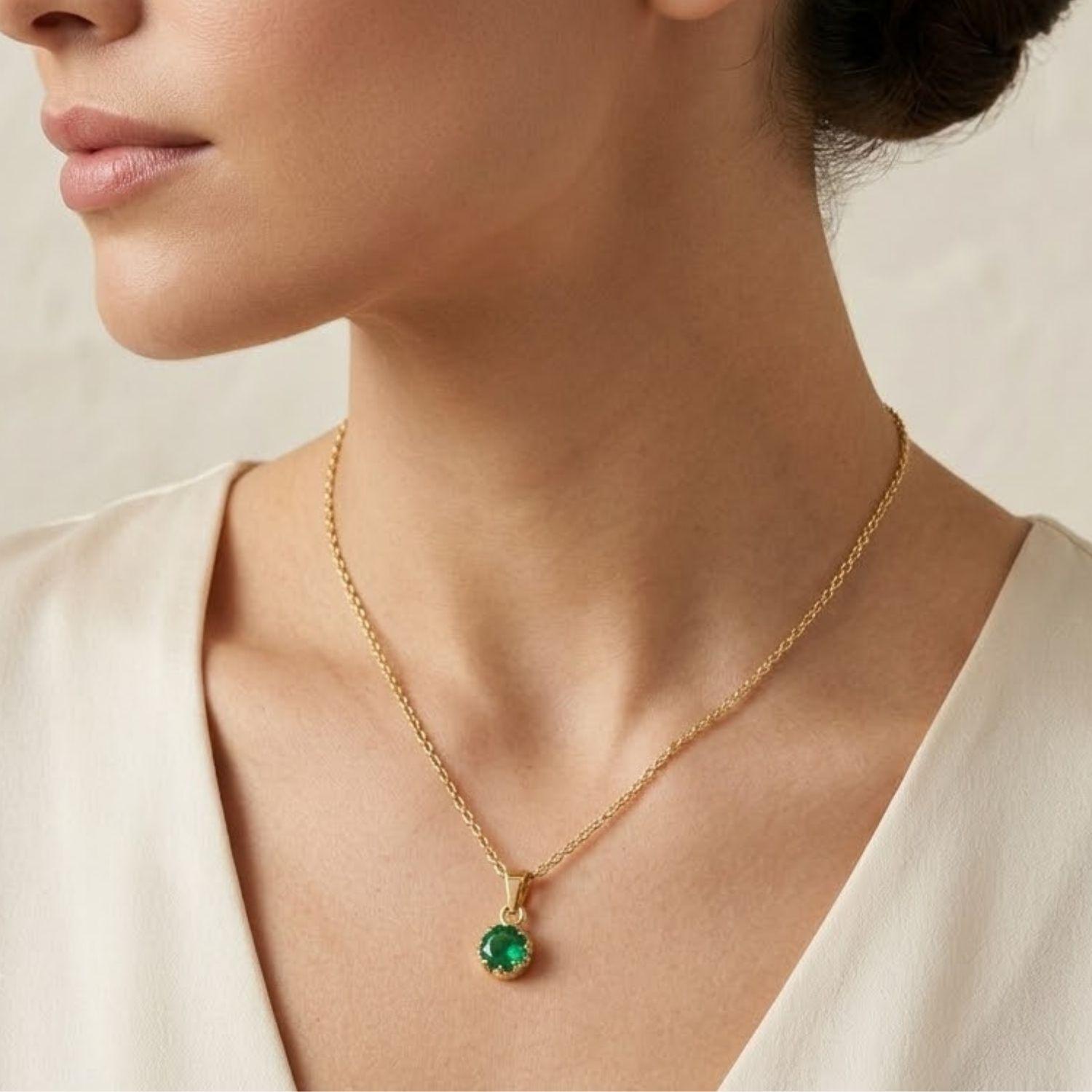 Colgante Oro Miel 18kt Sol con Garras de Esmeraldina 4mm-3