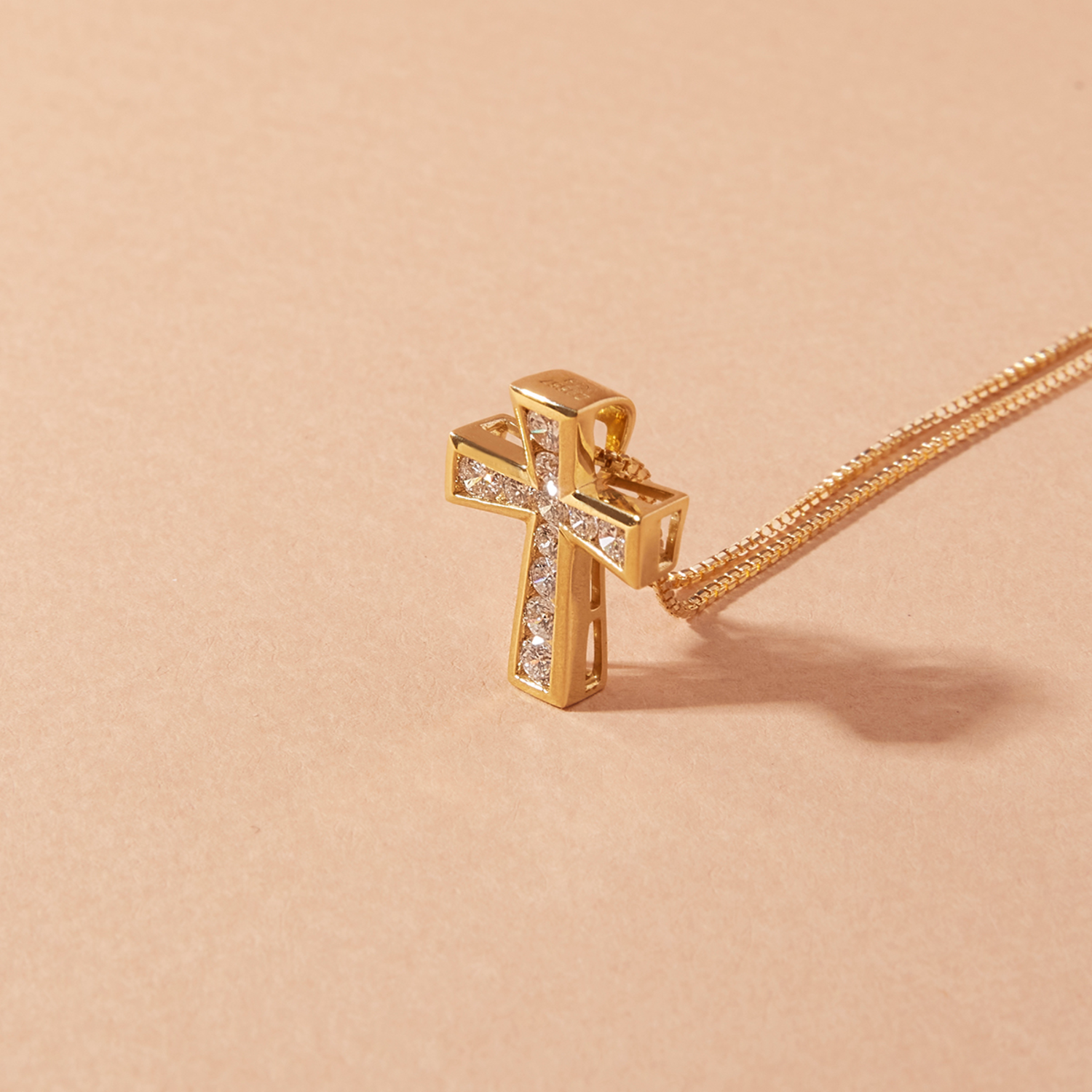Collar Oro 18kt Diamantes Cruz 55Pts | Danielle Costantini-2