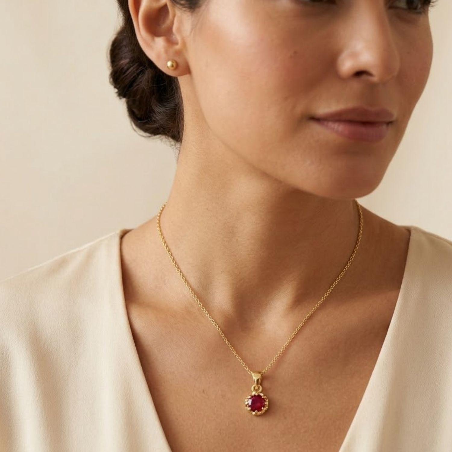 Colgante Oro Miel 18kt Sol con Garras de Rubi 4mm-3