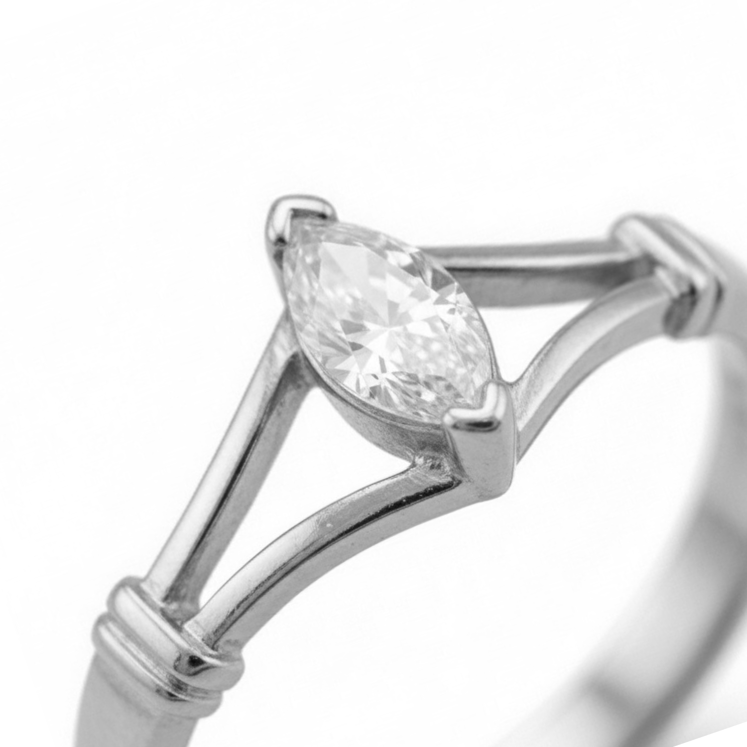 Anillo Oro 18kt Platino Solitario Navette Circonita-4