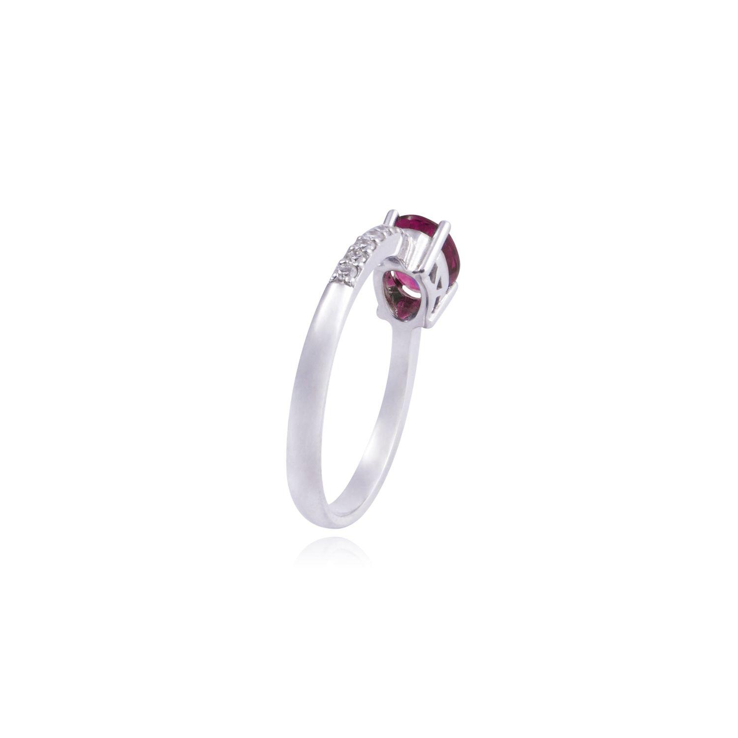 Anillo Oro Blanco 18kt con Diamantes de 15Pts 92 Pts Rubí-2