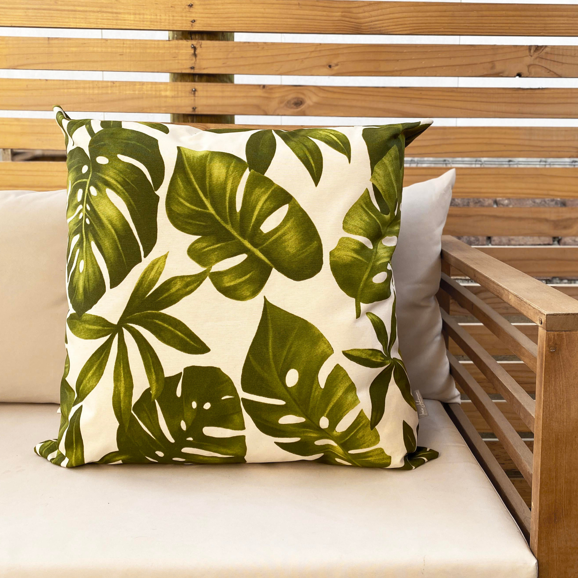 Cojin Impermeable Hojas Verdes 44x44-2