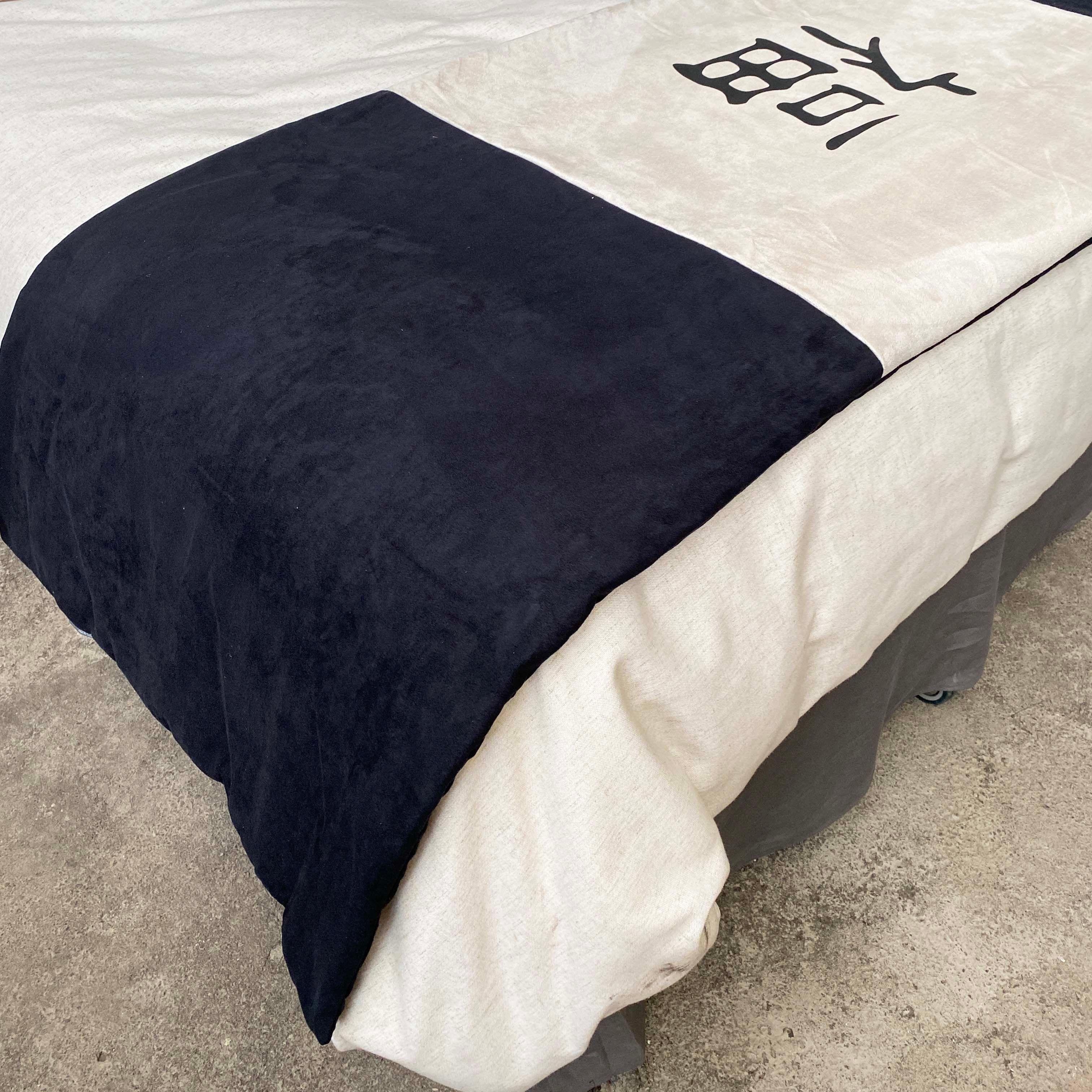 Piecera Signos Chinos 70 x 220 cm-0