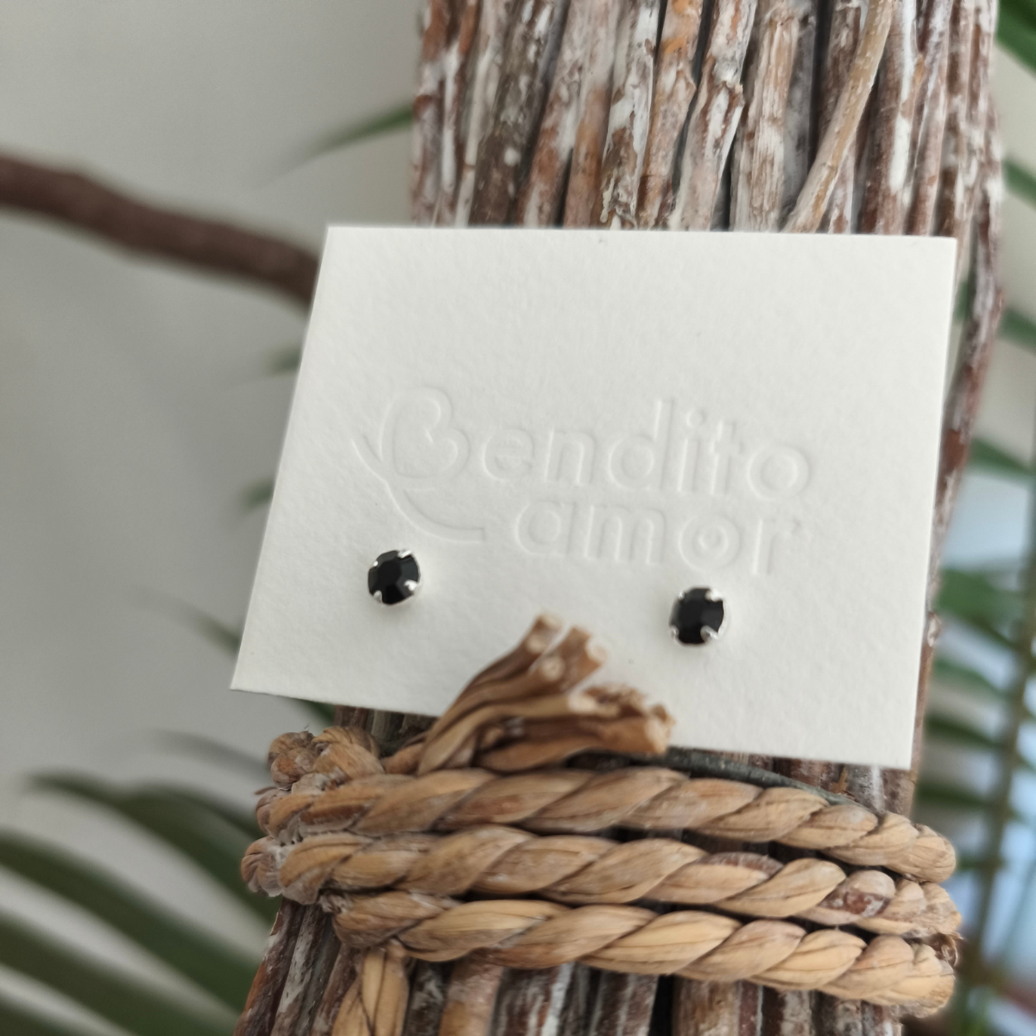 Aros circon negro 0,5 mm-2