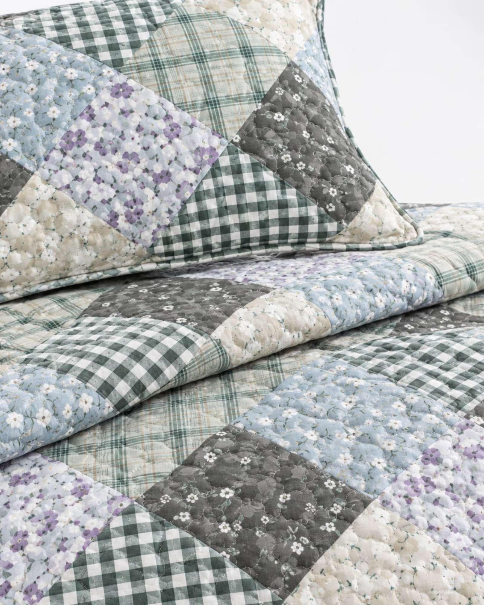 Set Cubrelecho Quilt Verano 1.5 Plazas Fresco + 1 Almohada a4-2